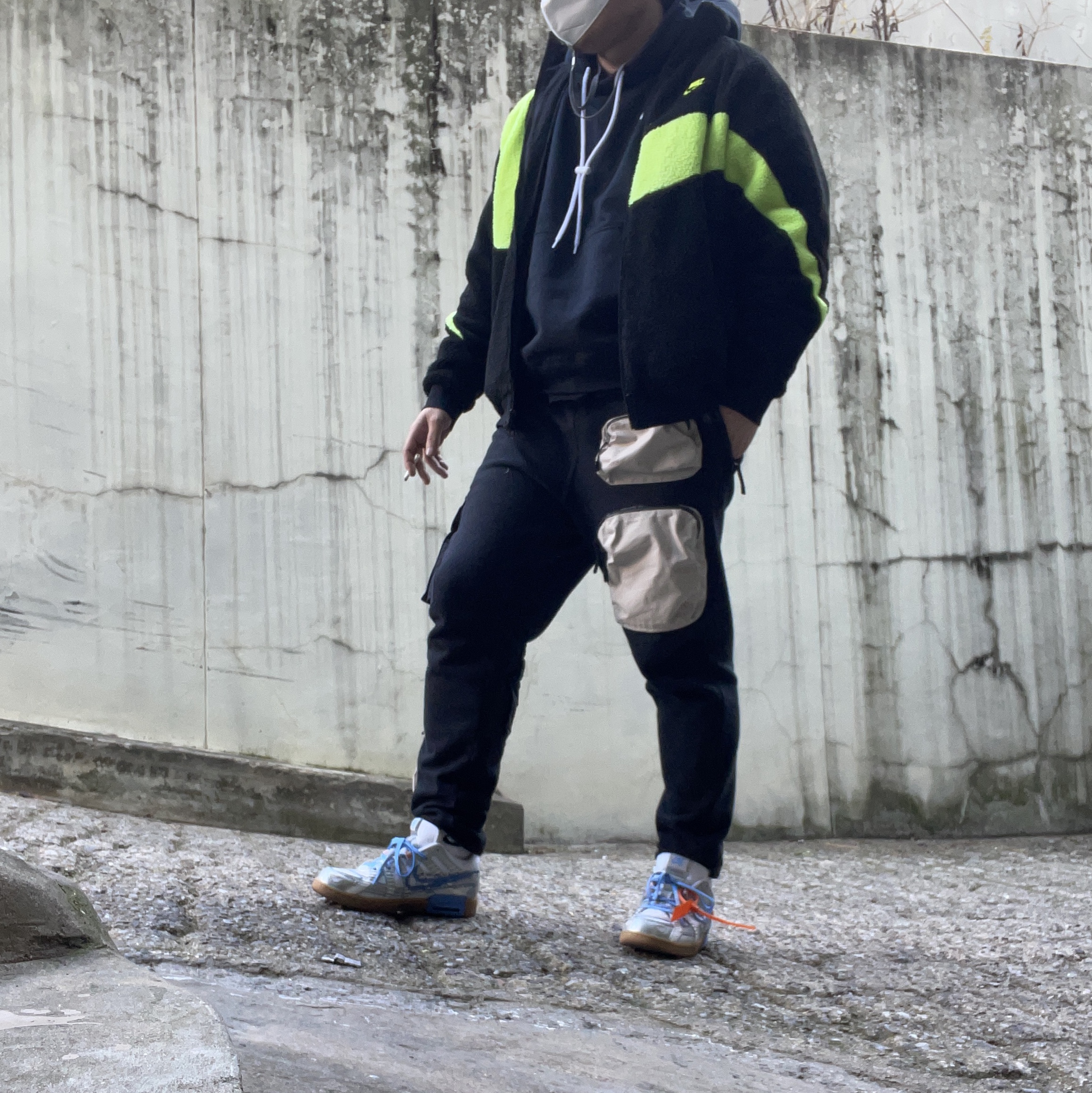 Nike x Off-White Air Rubber Dunk University Blue, Nike Big Swoosh Full Zip Jacket Black Volt 착용 스타일