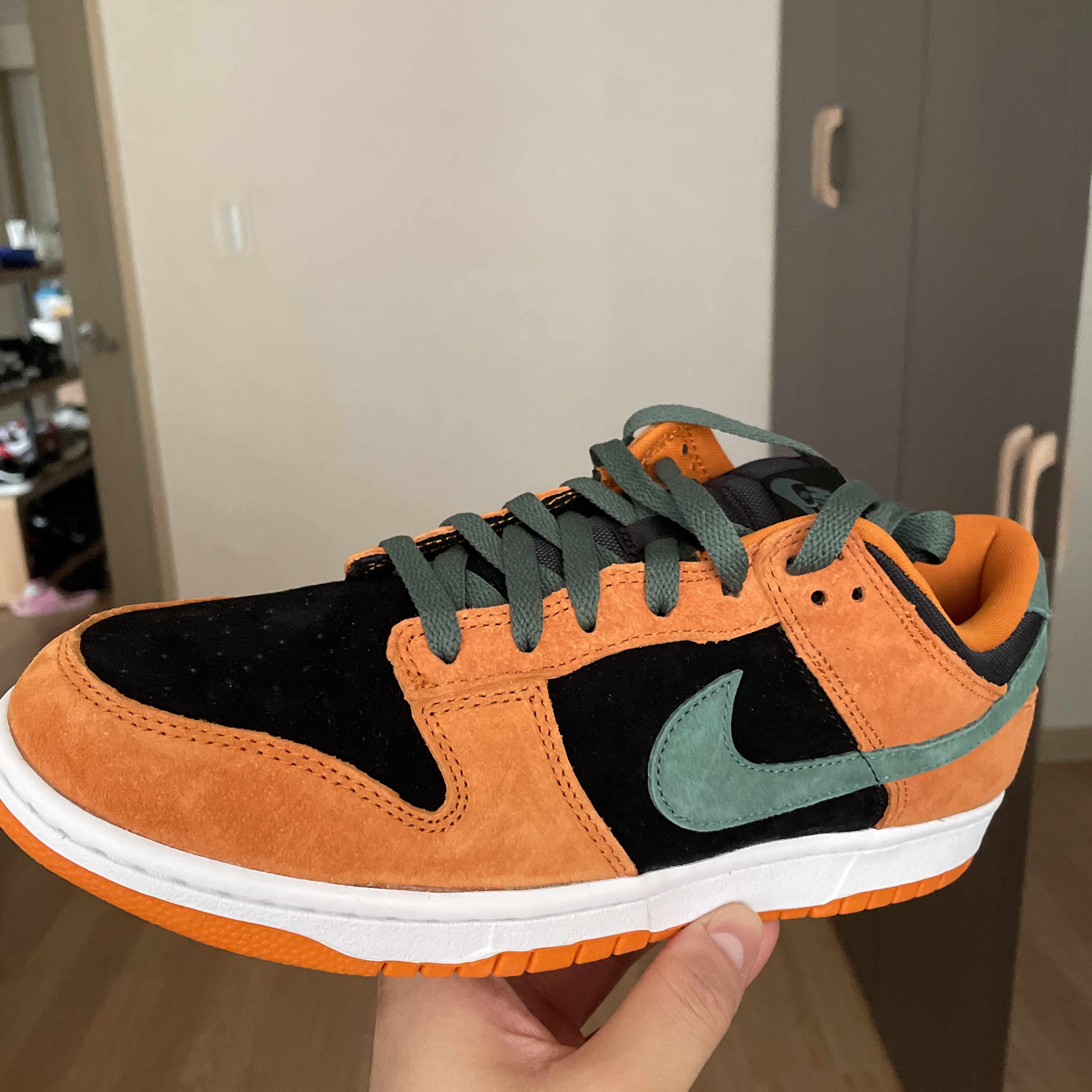 Nike Dunk Low SP Ceramic 착용 스타일