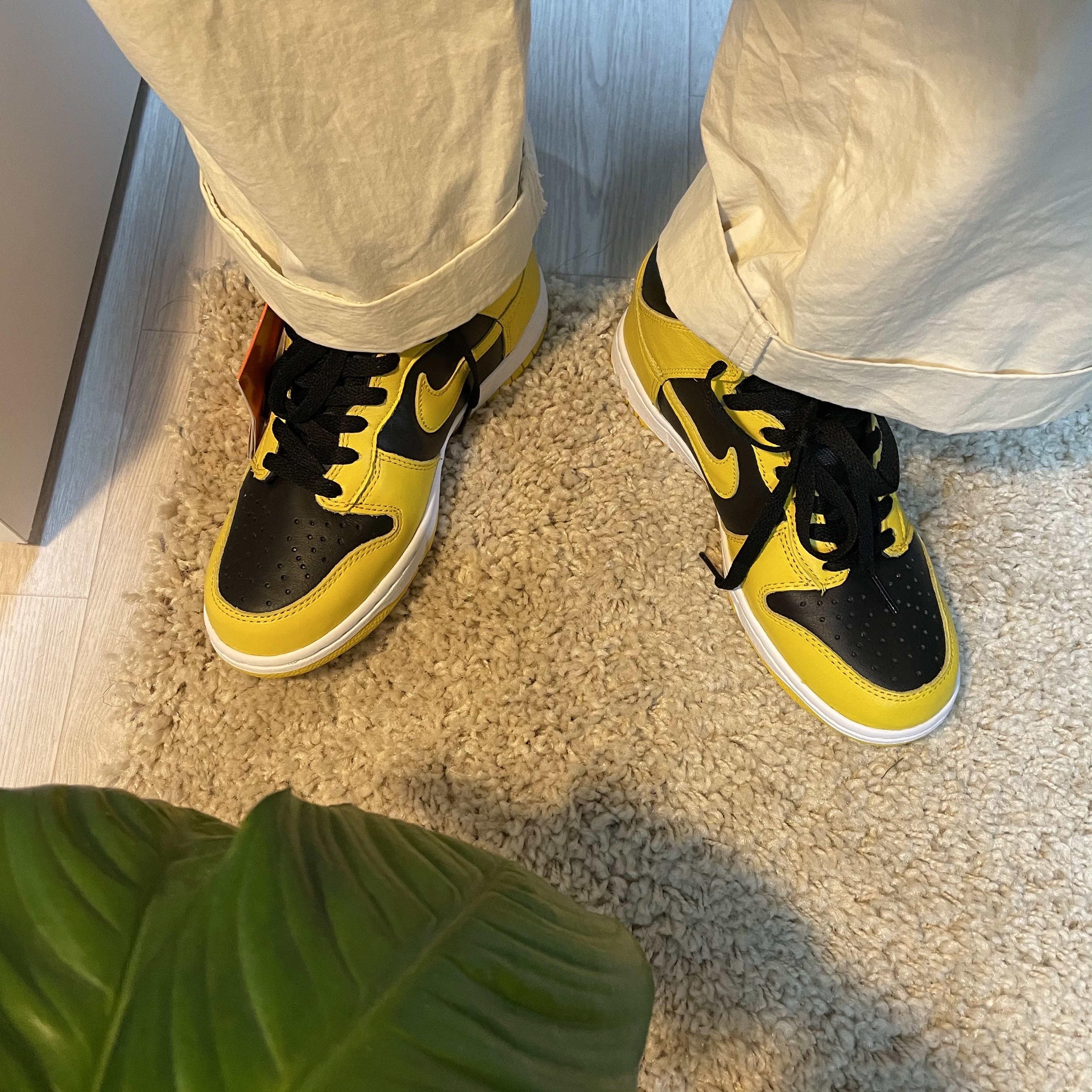 Nike Dunk High SP Varsity Maize 착용 스타일 - 3