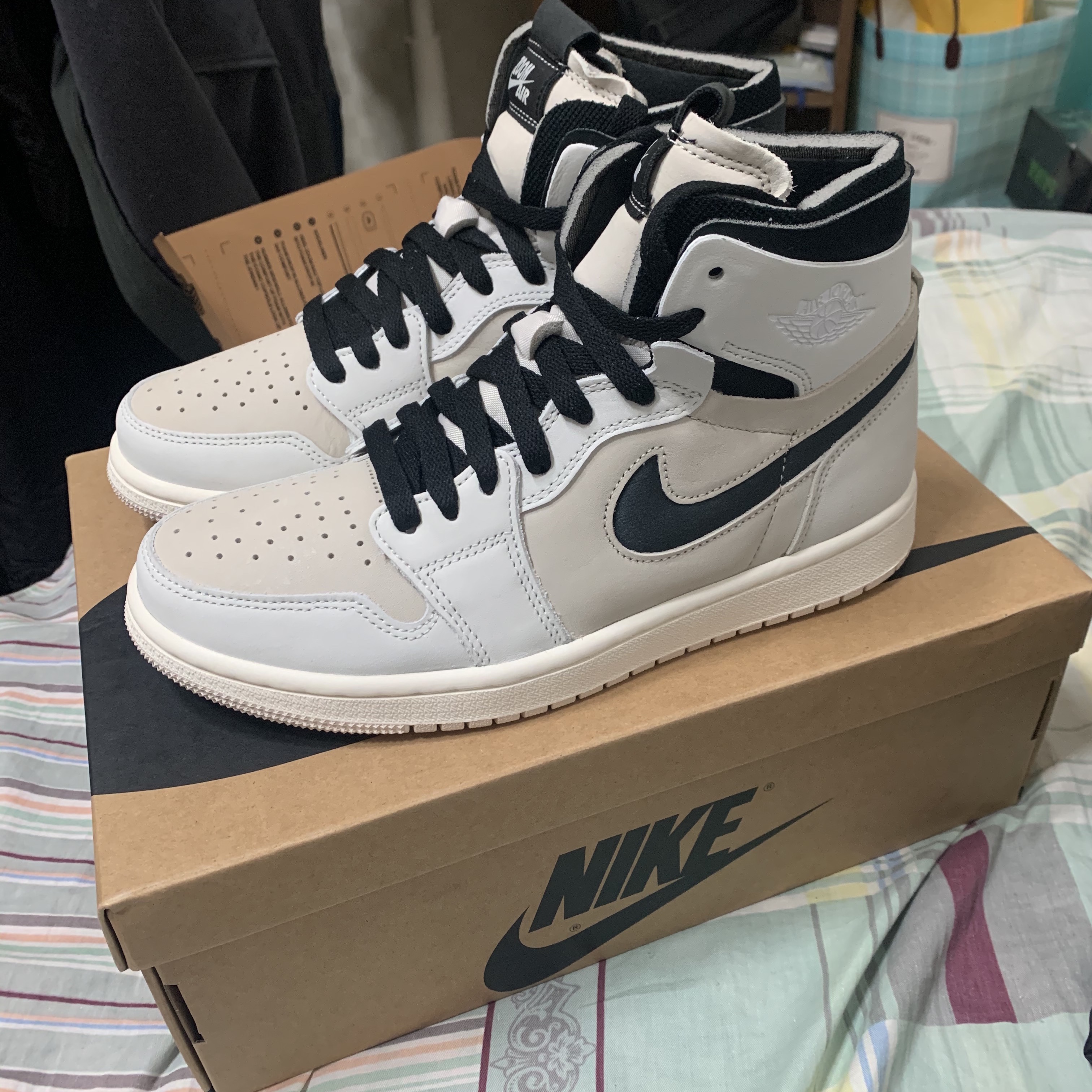 (W) Jordan 1 Zoom Air CMFT Summit Sail 착용 스타일 - 3
