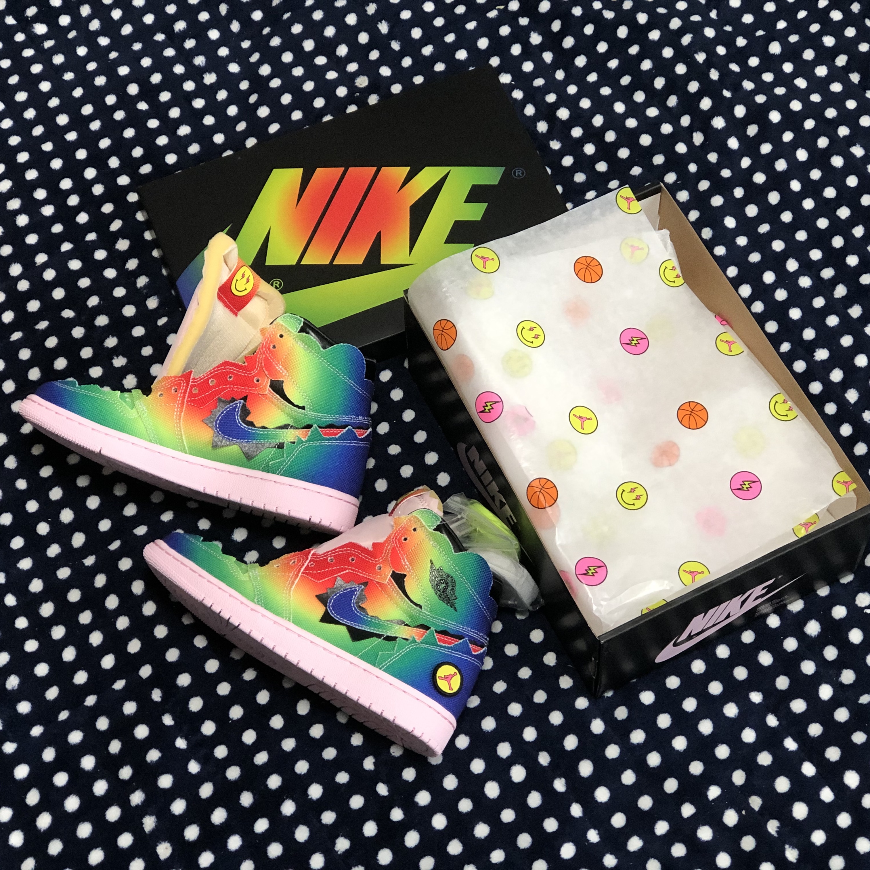 Jordan 1 x J Balvin Retro High OG 착용 스타일 - 1