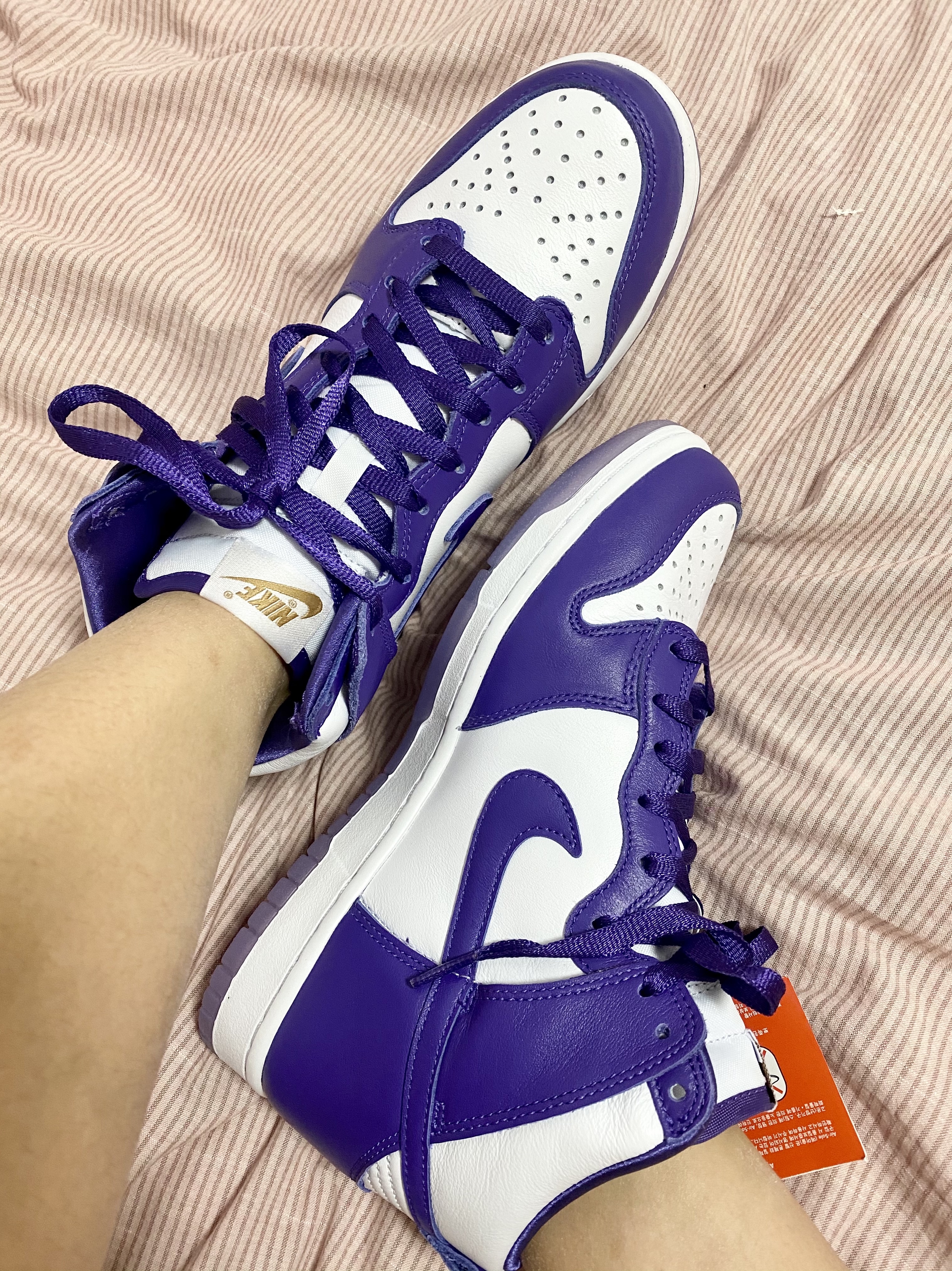 (W) Nike Dunk High SP Varsity Purple 착용 스타일 - 3