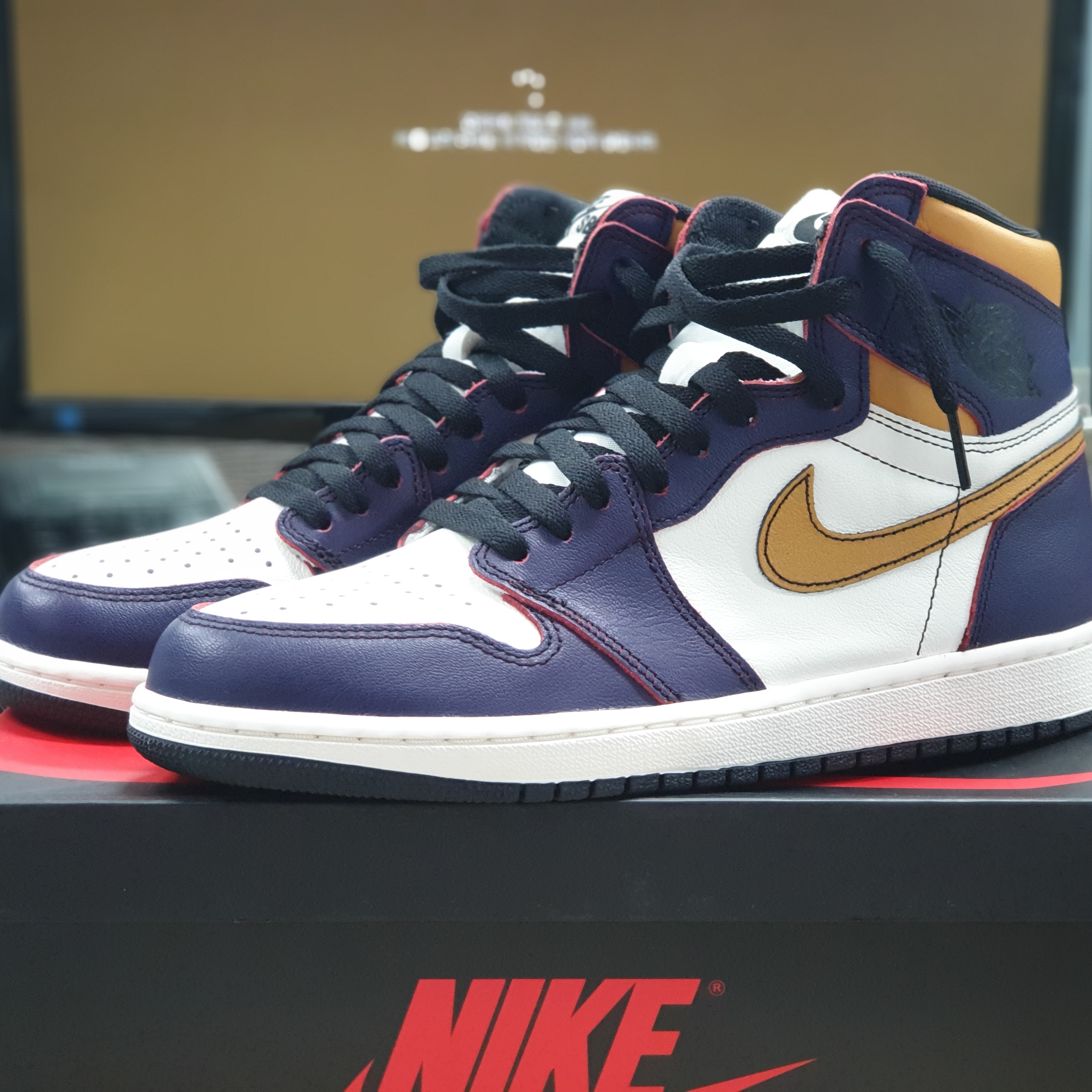 Jordan 1 Retro High OG Defiant SB LA to Chicago 착용 스타일