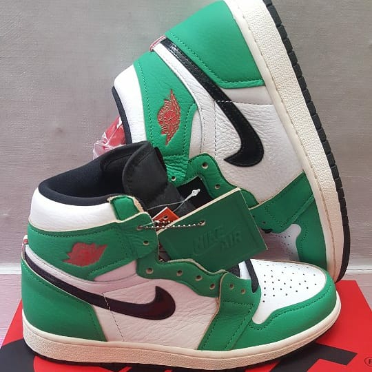 (W) Jordan 1 Retro High OG Lucky Green 착용 스타일