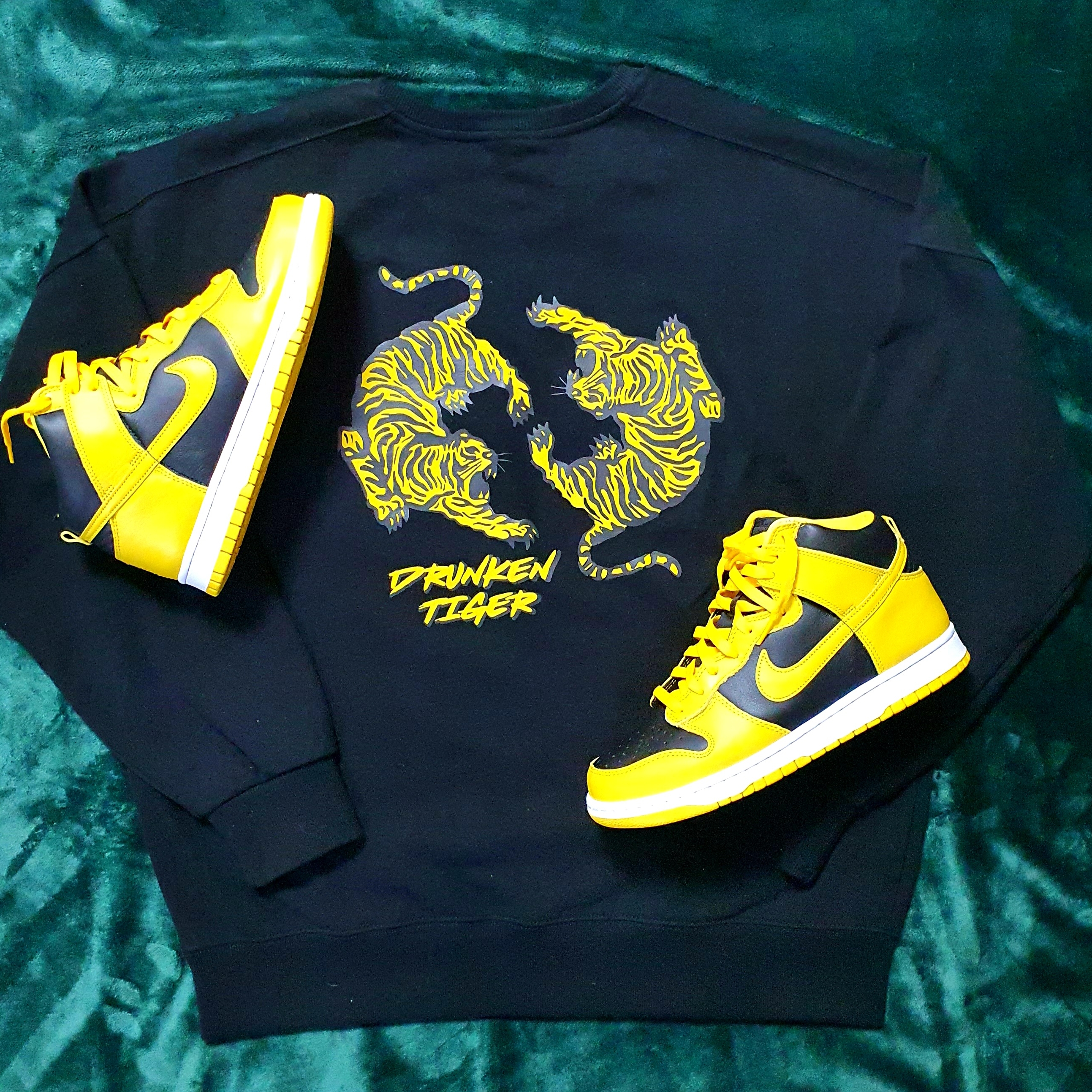 Nike Dunk High SP Varsity Maize 착용 스타일 - 1