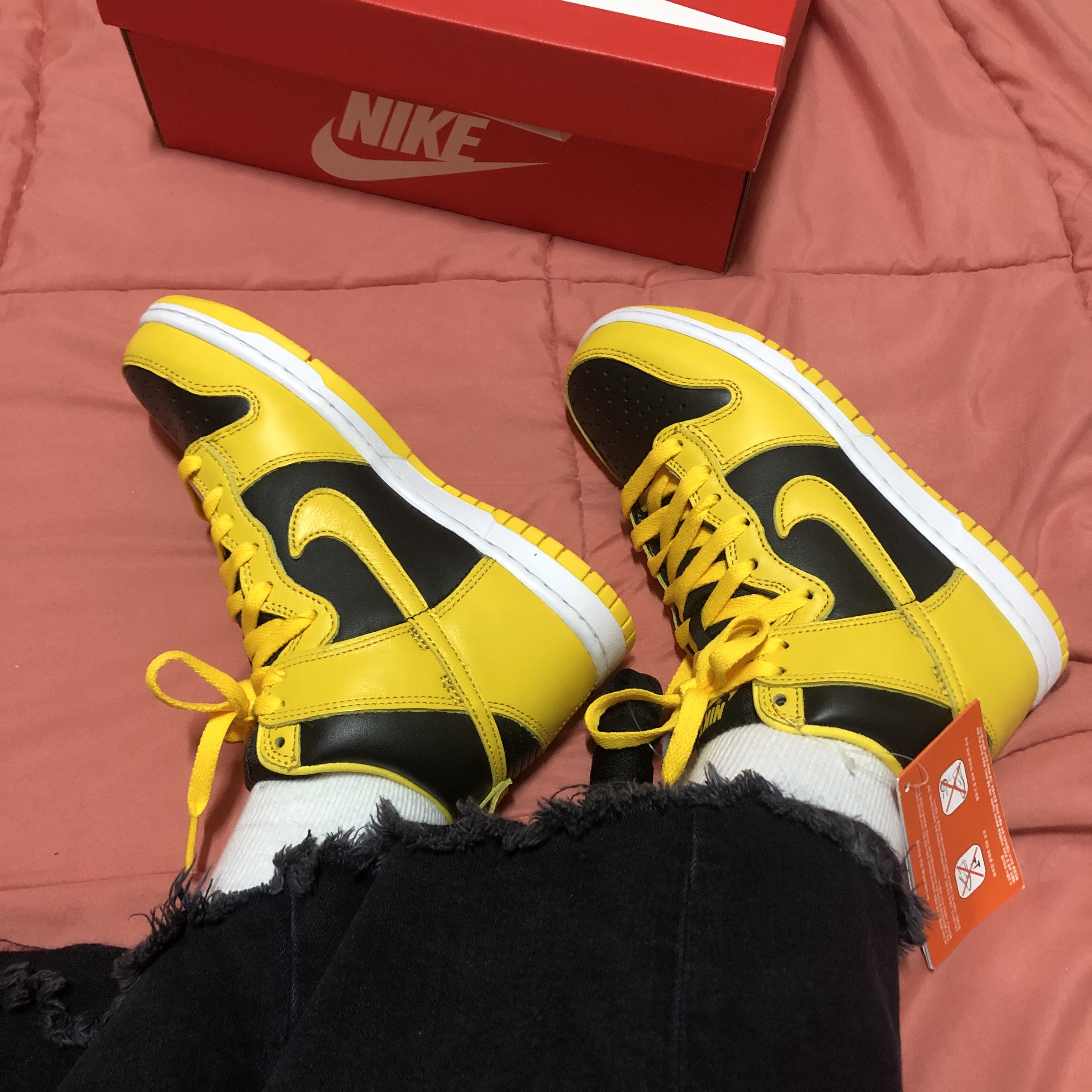 Nike Dunk High SP Varsity Maize 착용 스타일 - 2