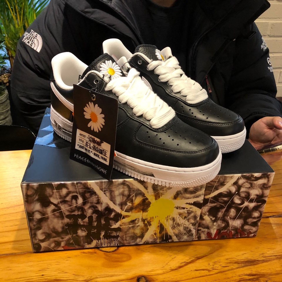 Nike x Peaceminusone Air Force 1 Low Para-Noise 착용 스타일 - 1