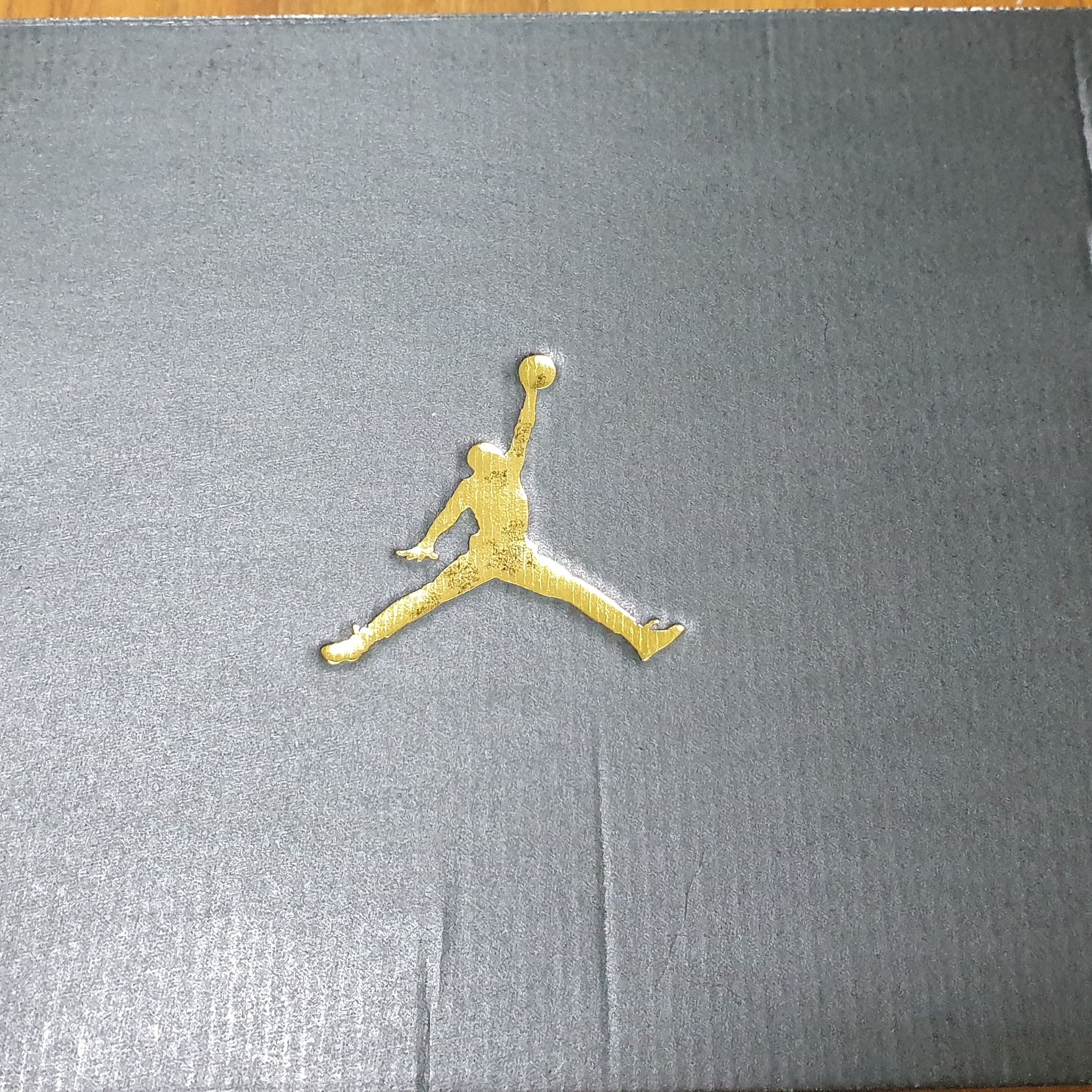Jordan 1 Mid Chicago 2020 착용 스타일 - 3