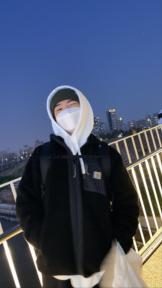 KREAM 프로필 이미지