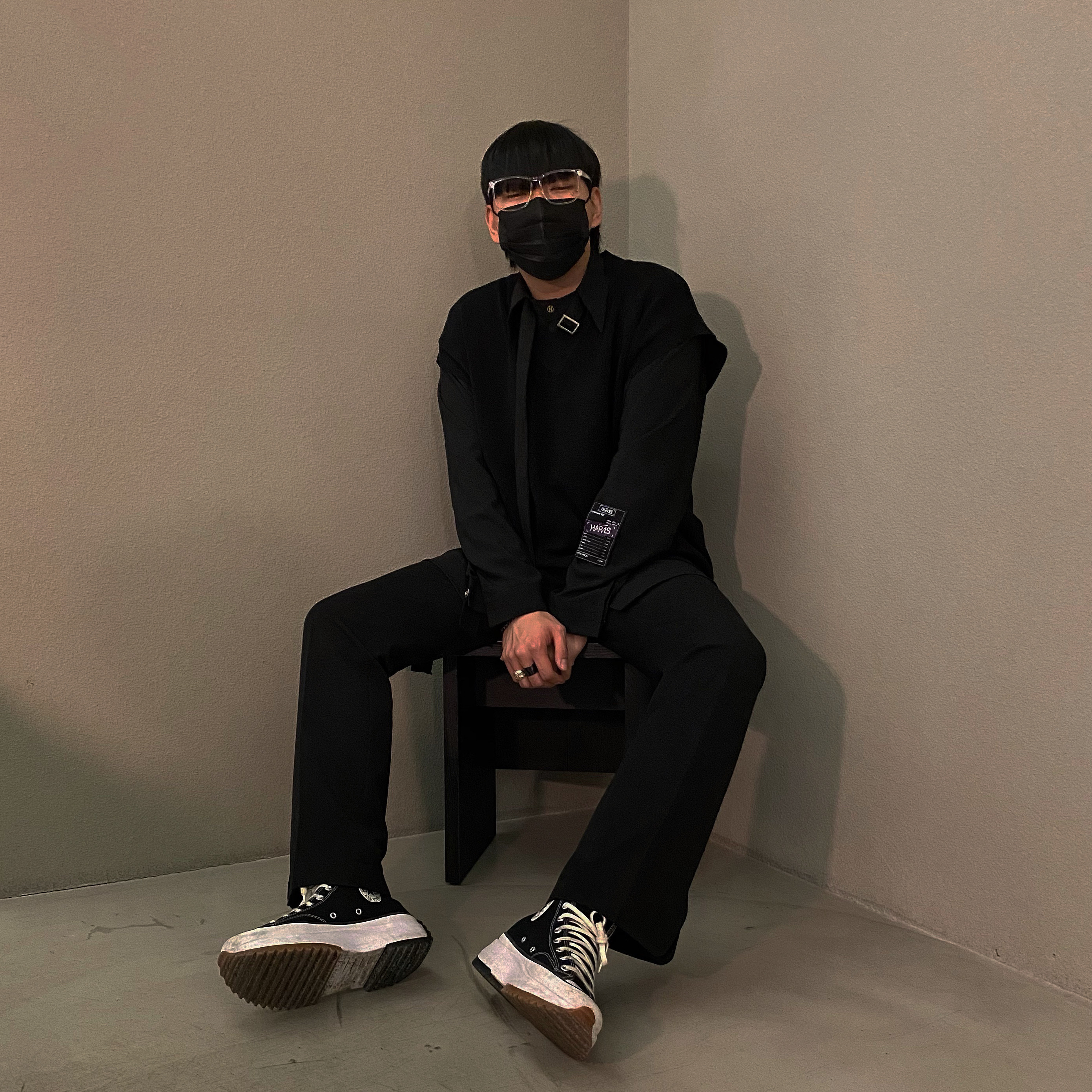 Converse Run Star Hike Hi Black White Gum 착용 스타일