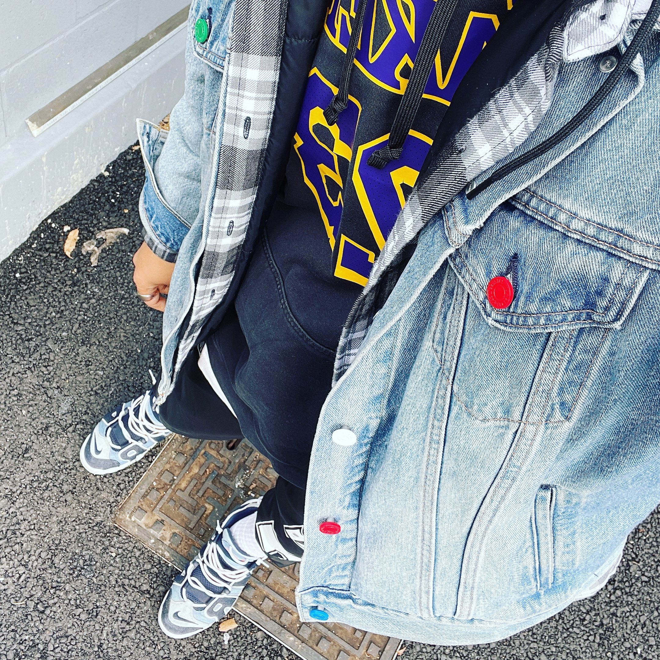 Nike Air More Uptempo 96 Denim 착용 스타일