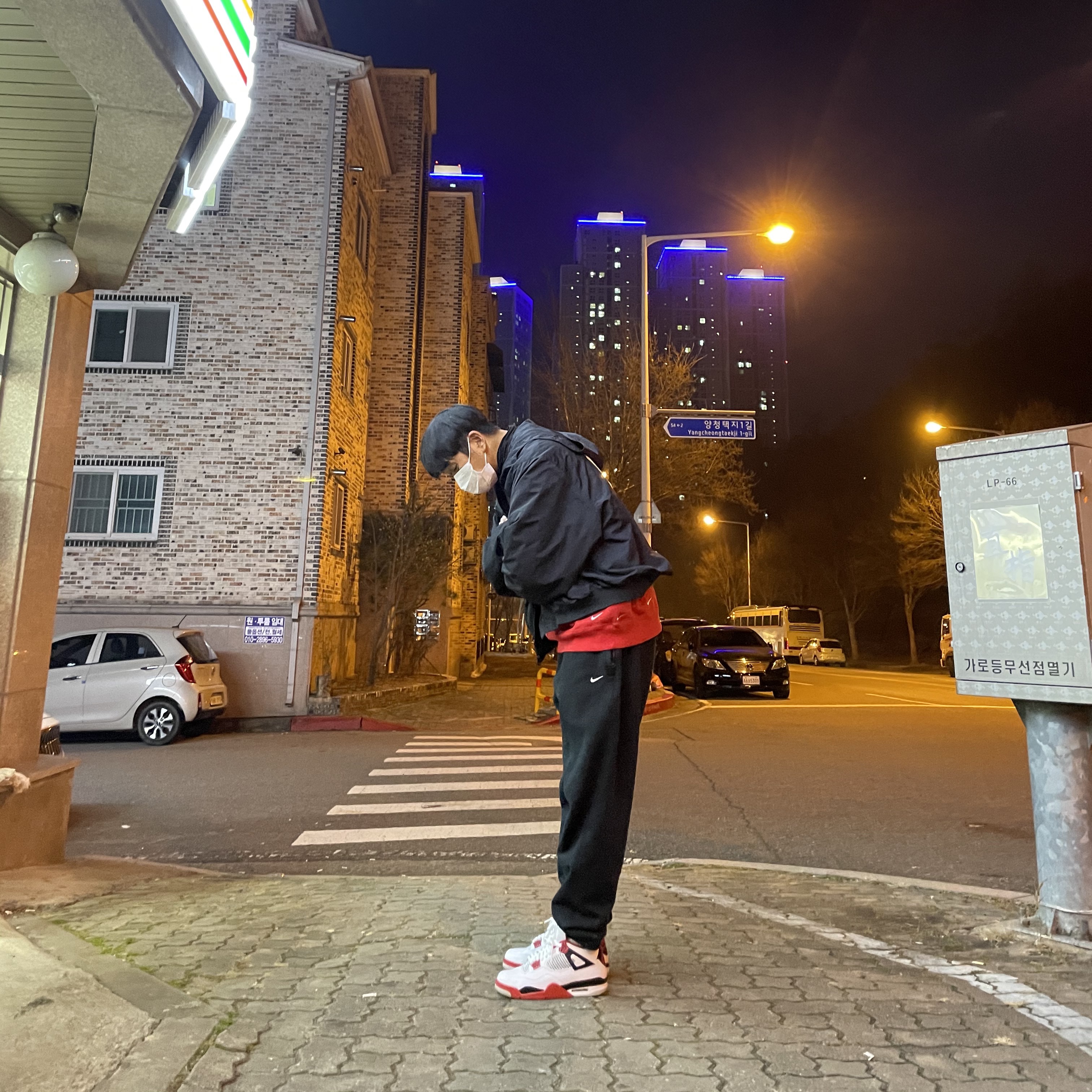 Jordan 4 Retro OG Fire Red 2020 착용 스타일