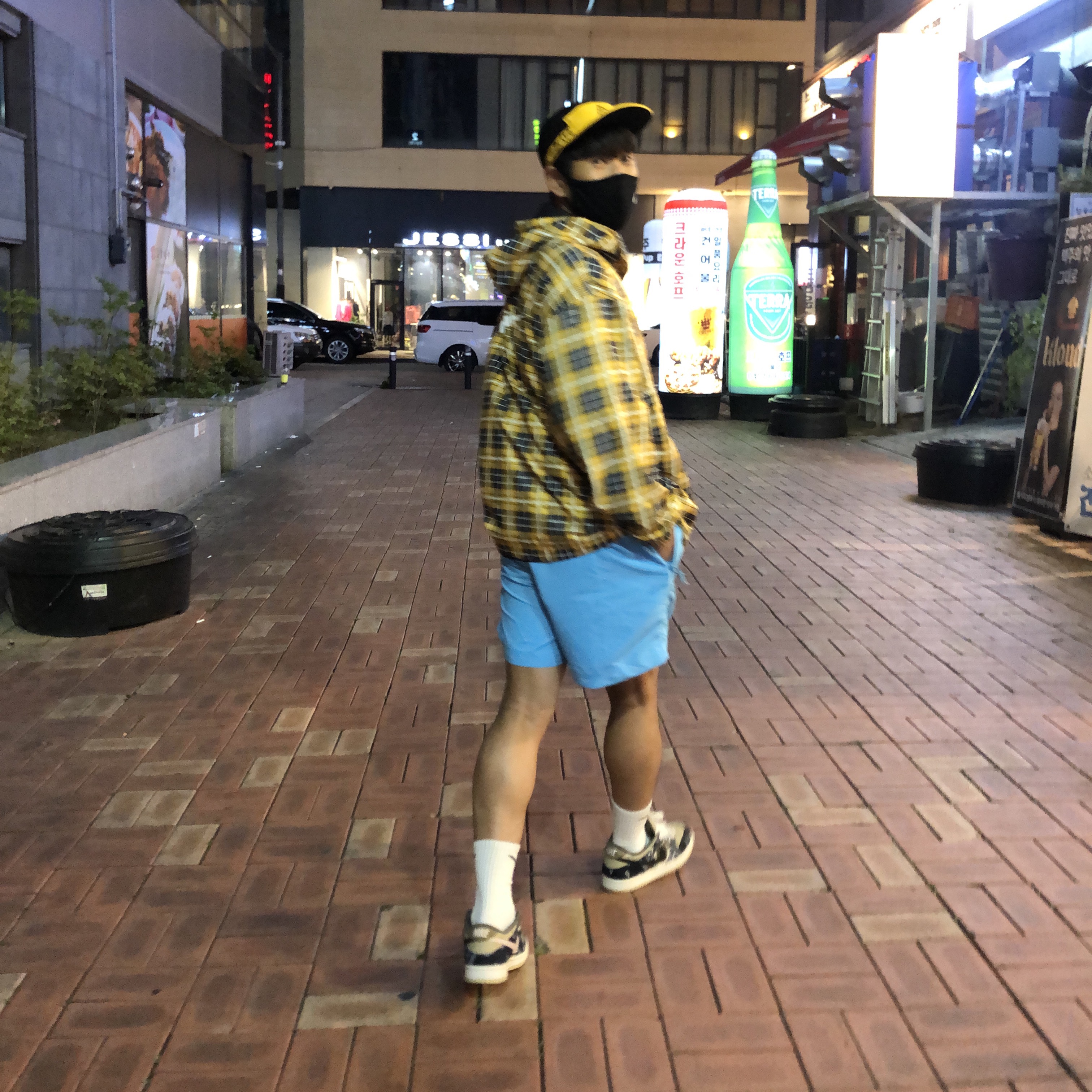 Nike x Travis Scott SB Dunk Low 착용 스타일 - 2