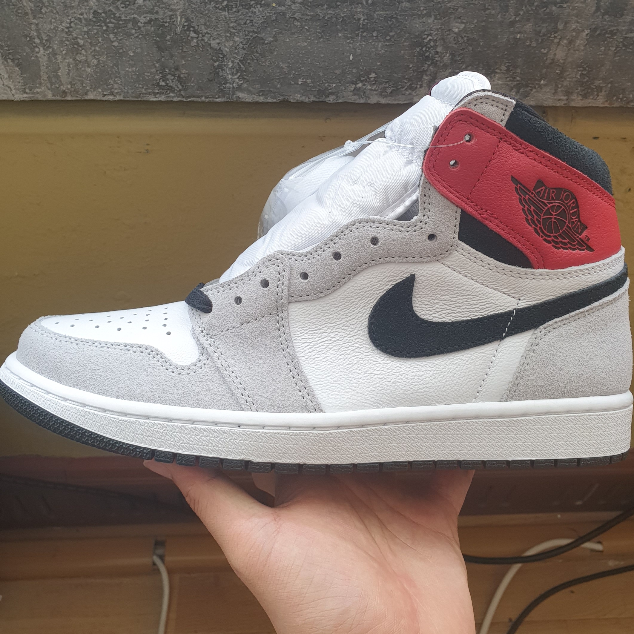 Jordan 1 Retro High OG Light Smoke Grey 착용 스타일