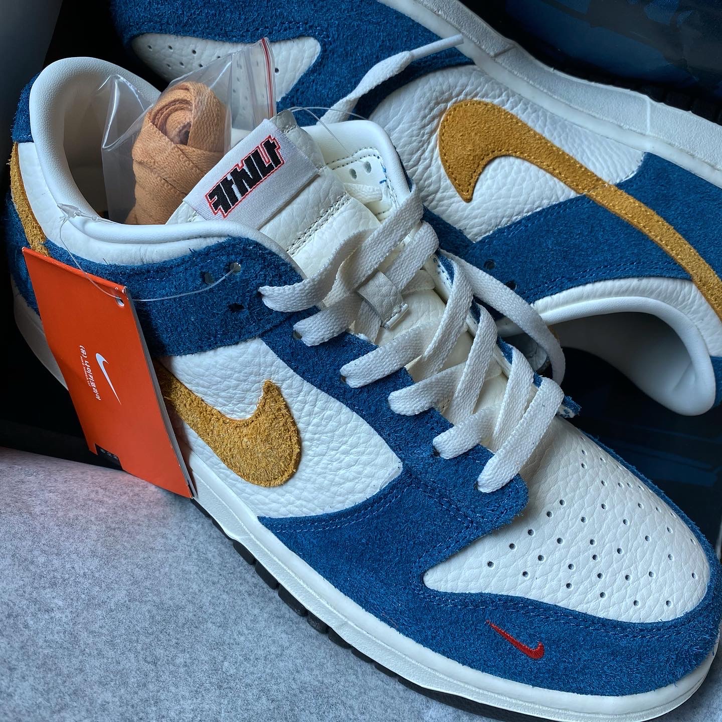 Nike x Kasina Dunk Low 80's Bus 착용 스타일 - 1