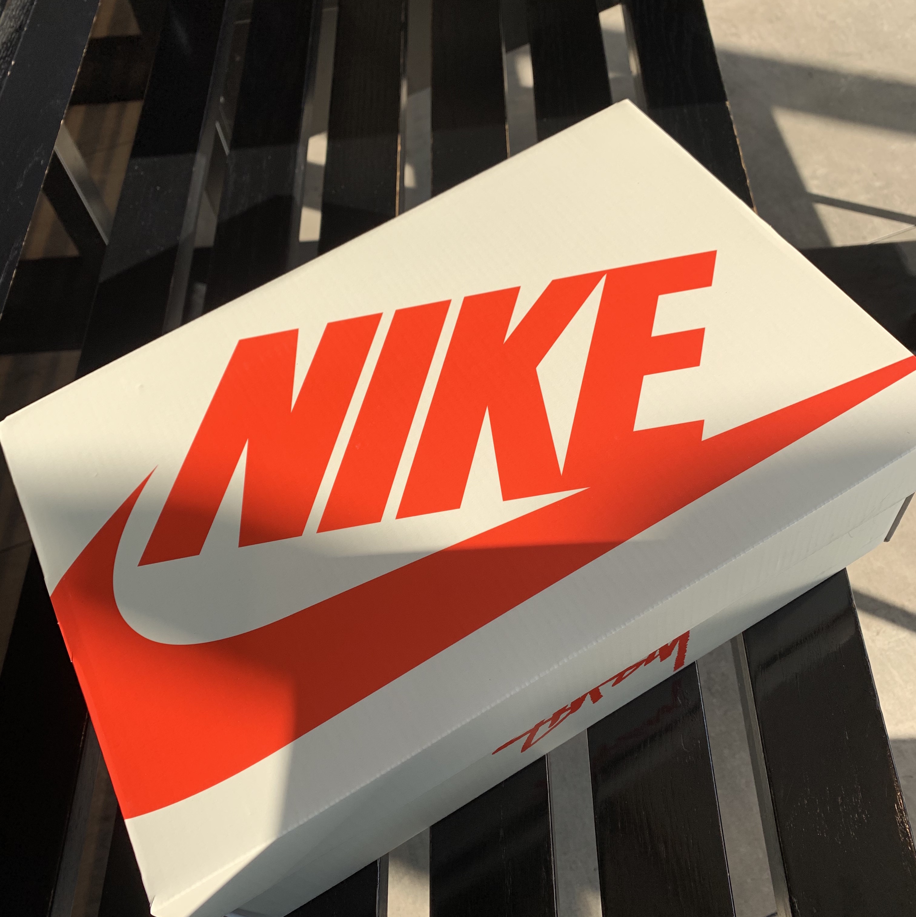 Nike x Stussy Air Force 1 Low Fossil 착용 스타일 - 1