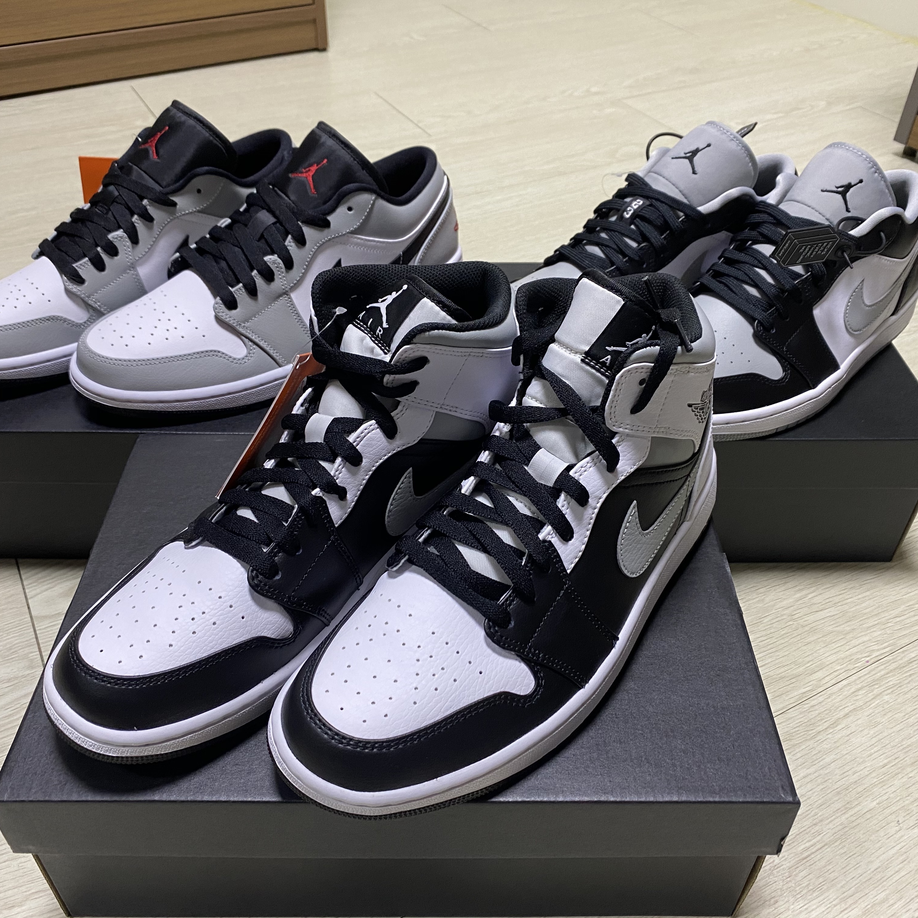 Jordan 1 Mid White Shadow, Jordan 1 Low Light Smoke Grey 착용 스타일