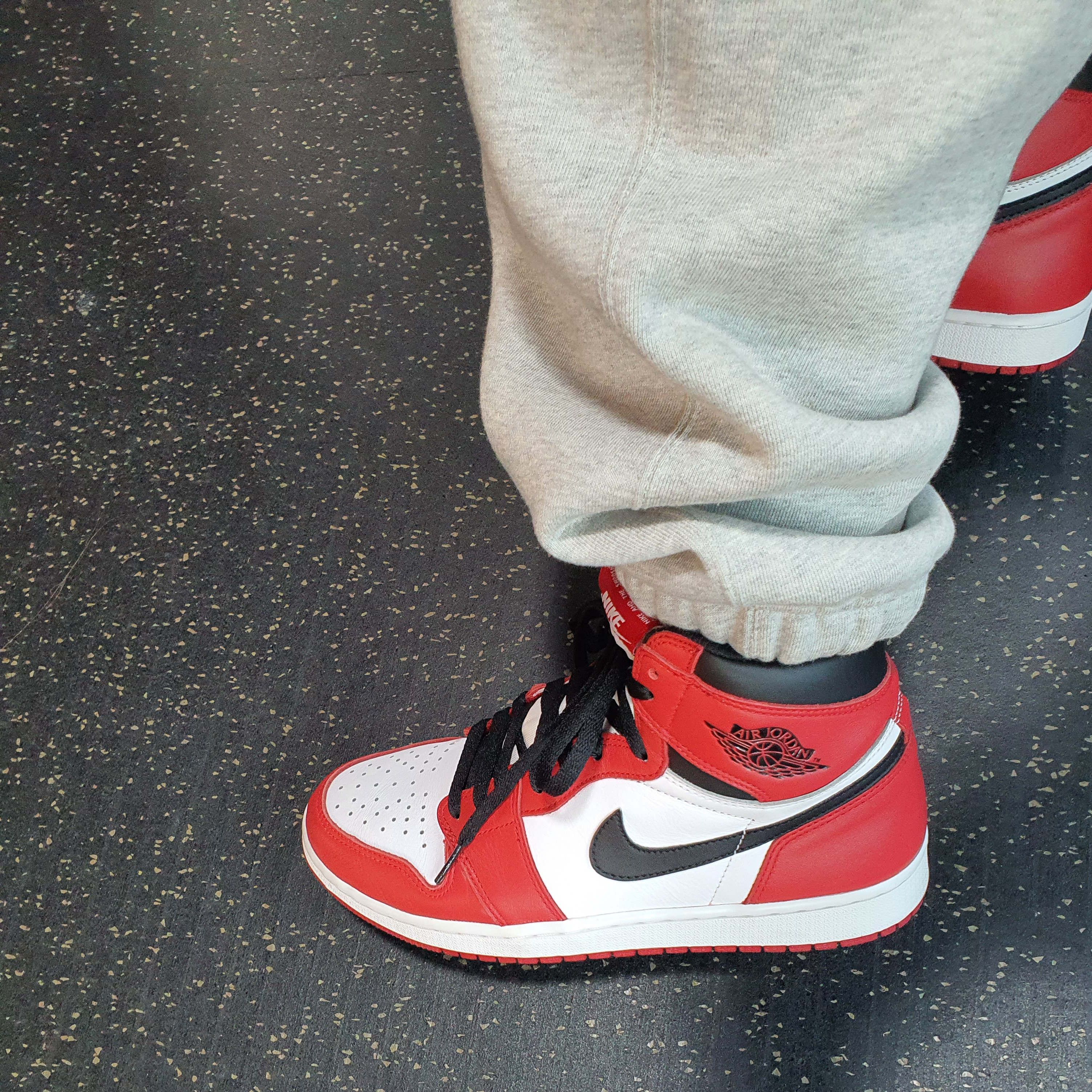 Jordan 1 Retro High OG Chicago 2015 착용 스타일 - 2