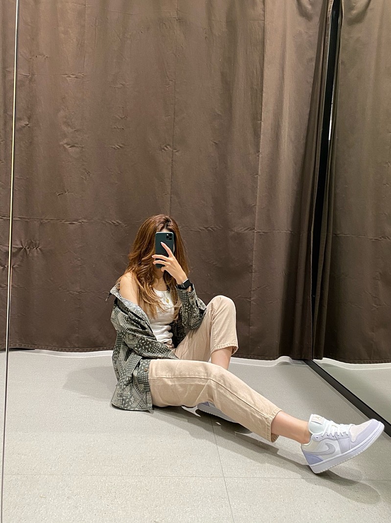 Jordan 1 Low Paris 착용 스타일 - 3