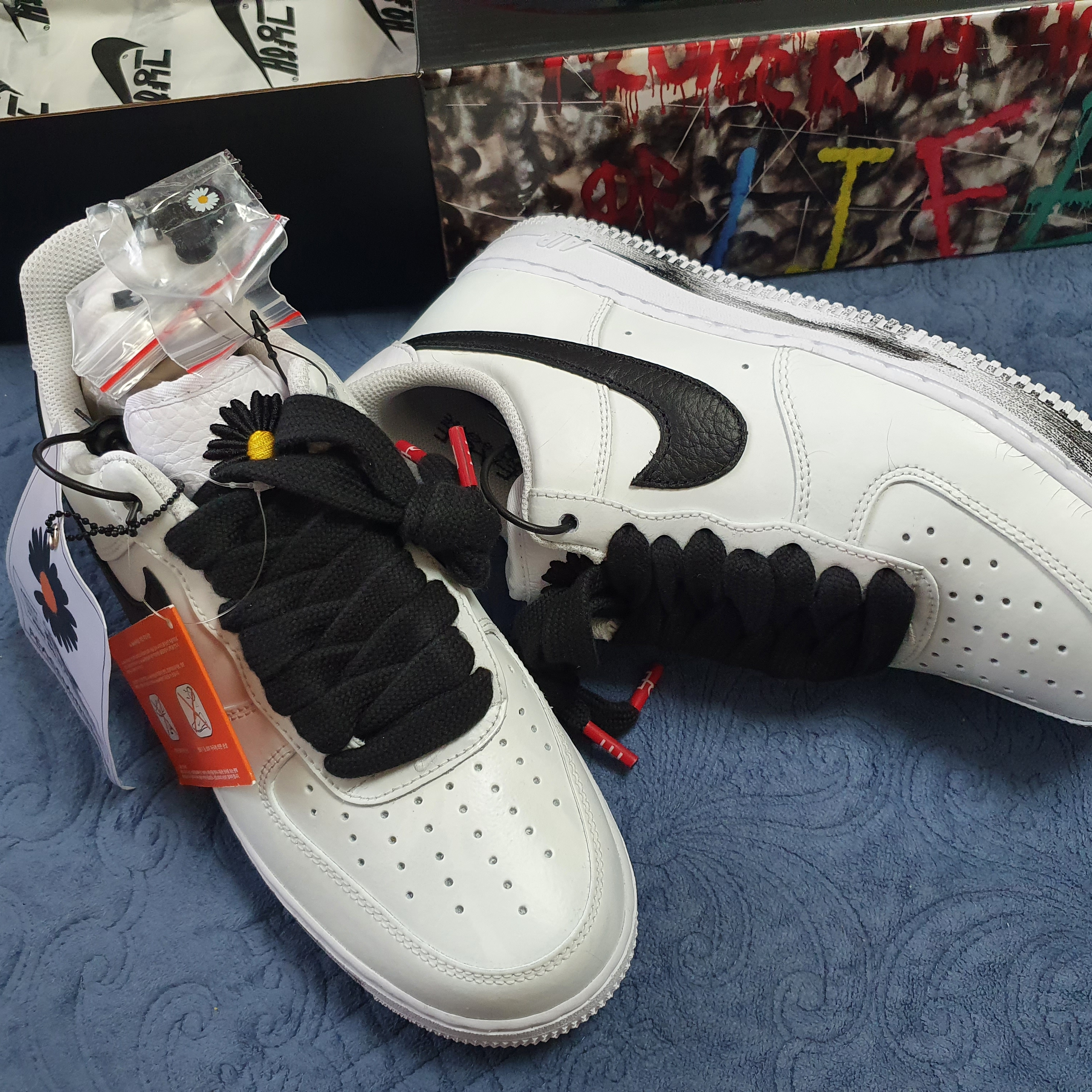 Nike x Peaceminusone Air Force 1 Low Para-Noise 2.0 착용 스타일 - 3