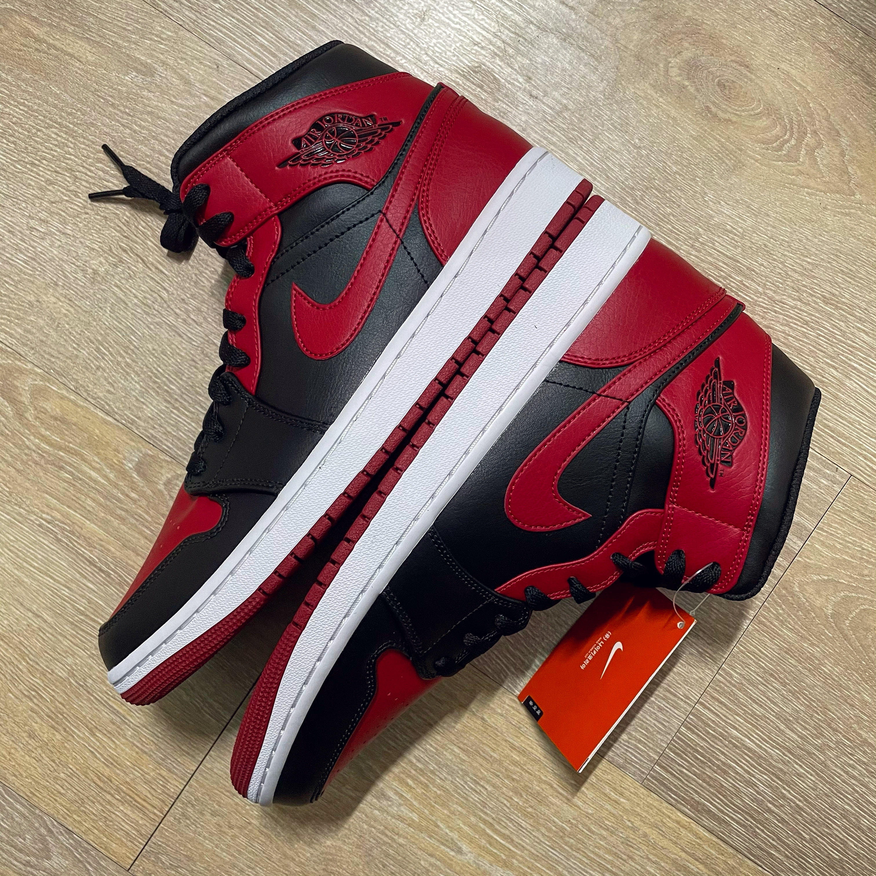 Jordan 1 Mid Bred Banned 2020 착용 스타일