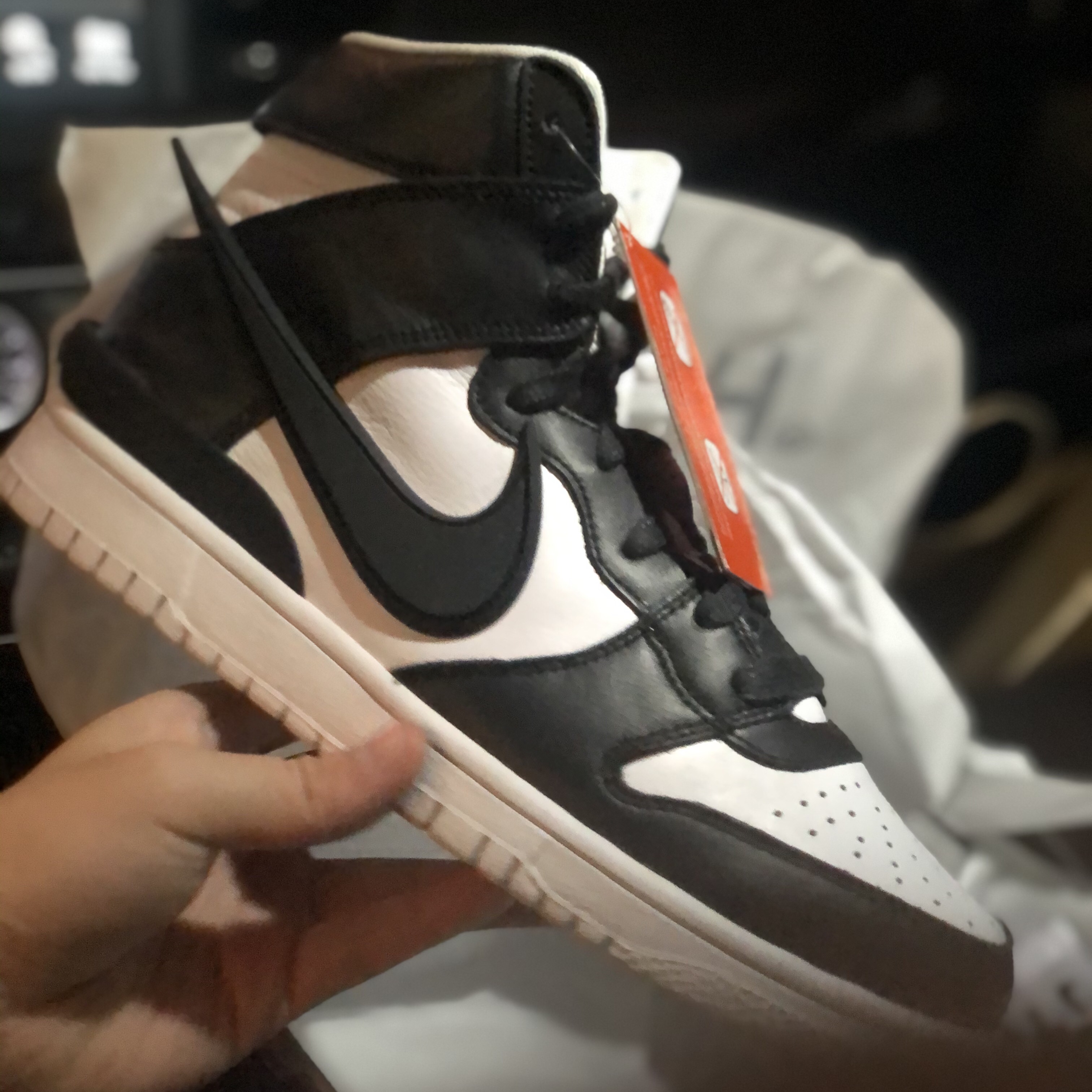 Nike x Ambush Dunk High Black 착용 스타일 - 3