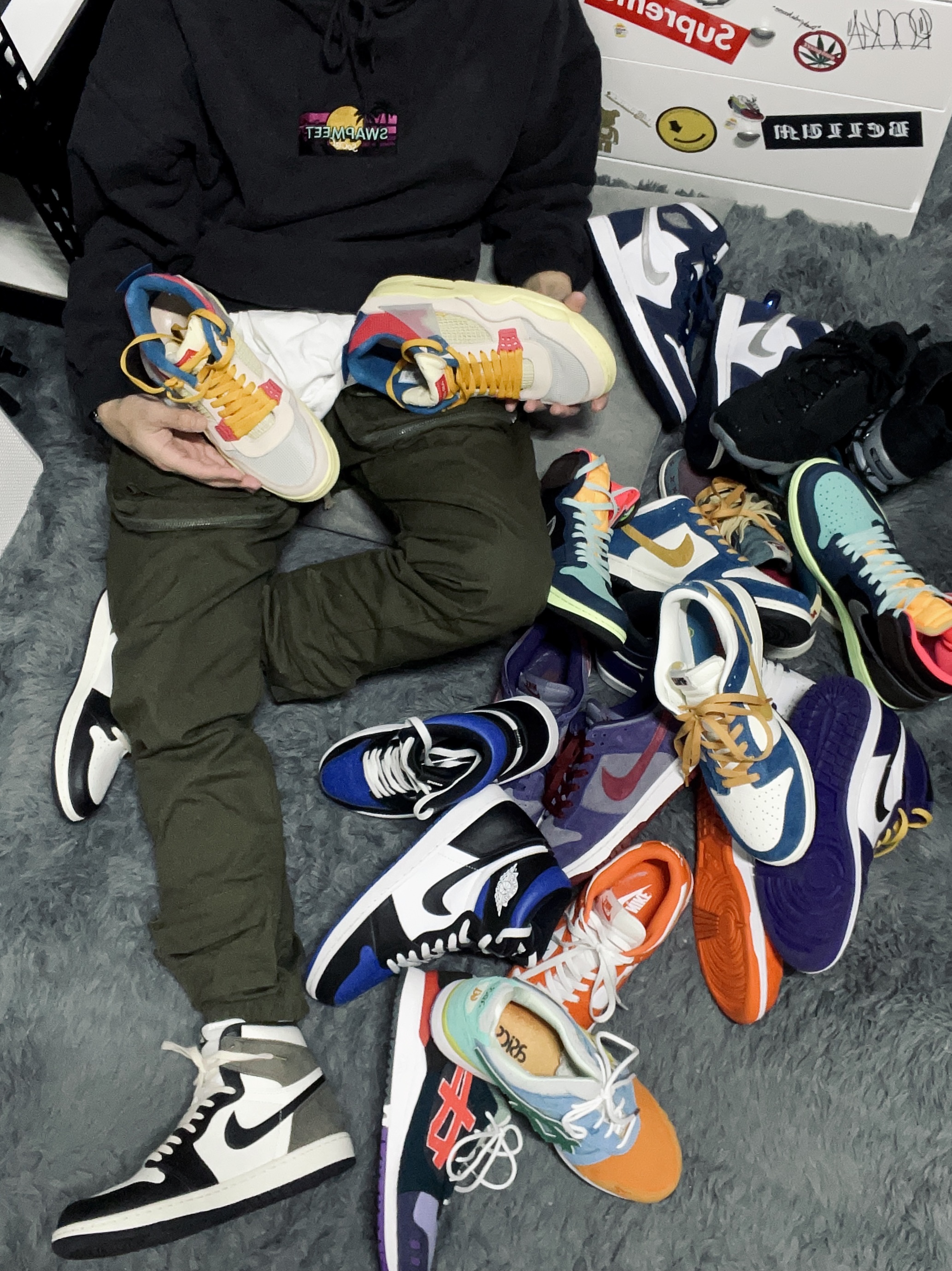 Jordan 1 Retro High OG Black Mocha, Jordan 4 x Union Retro Guava Ice 착용 스타일