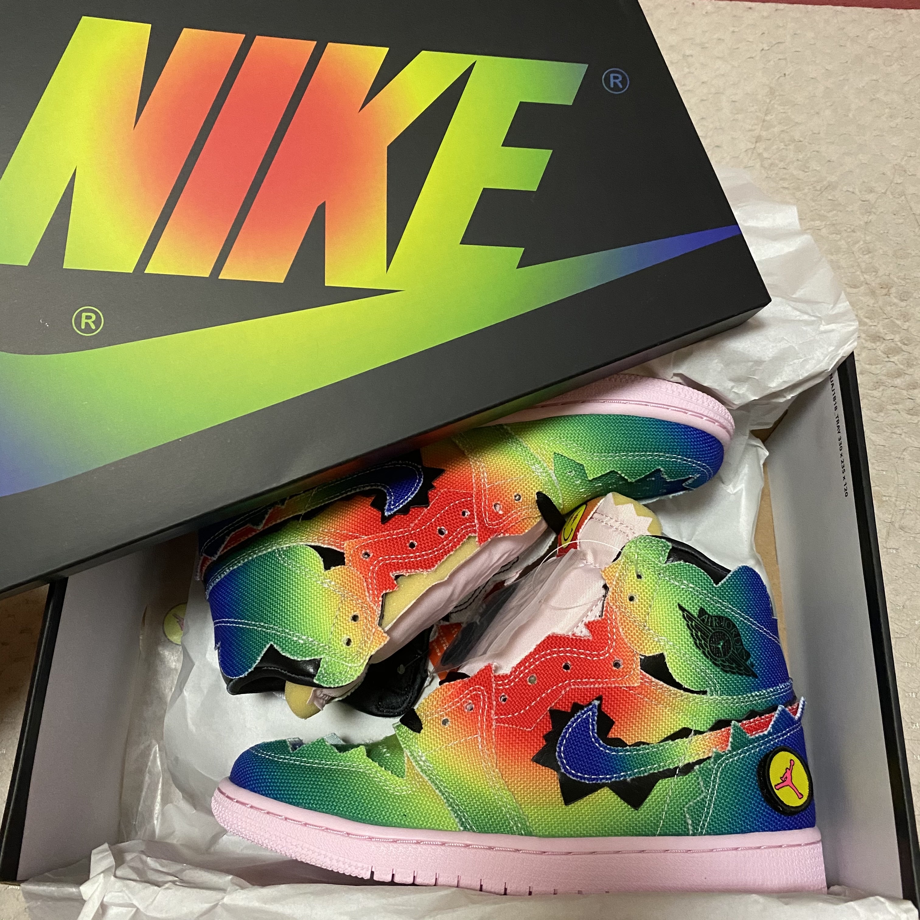 Jordan 1 x J Balvin Retro High OG 착용 스타일