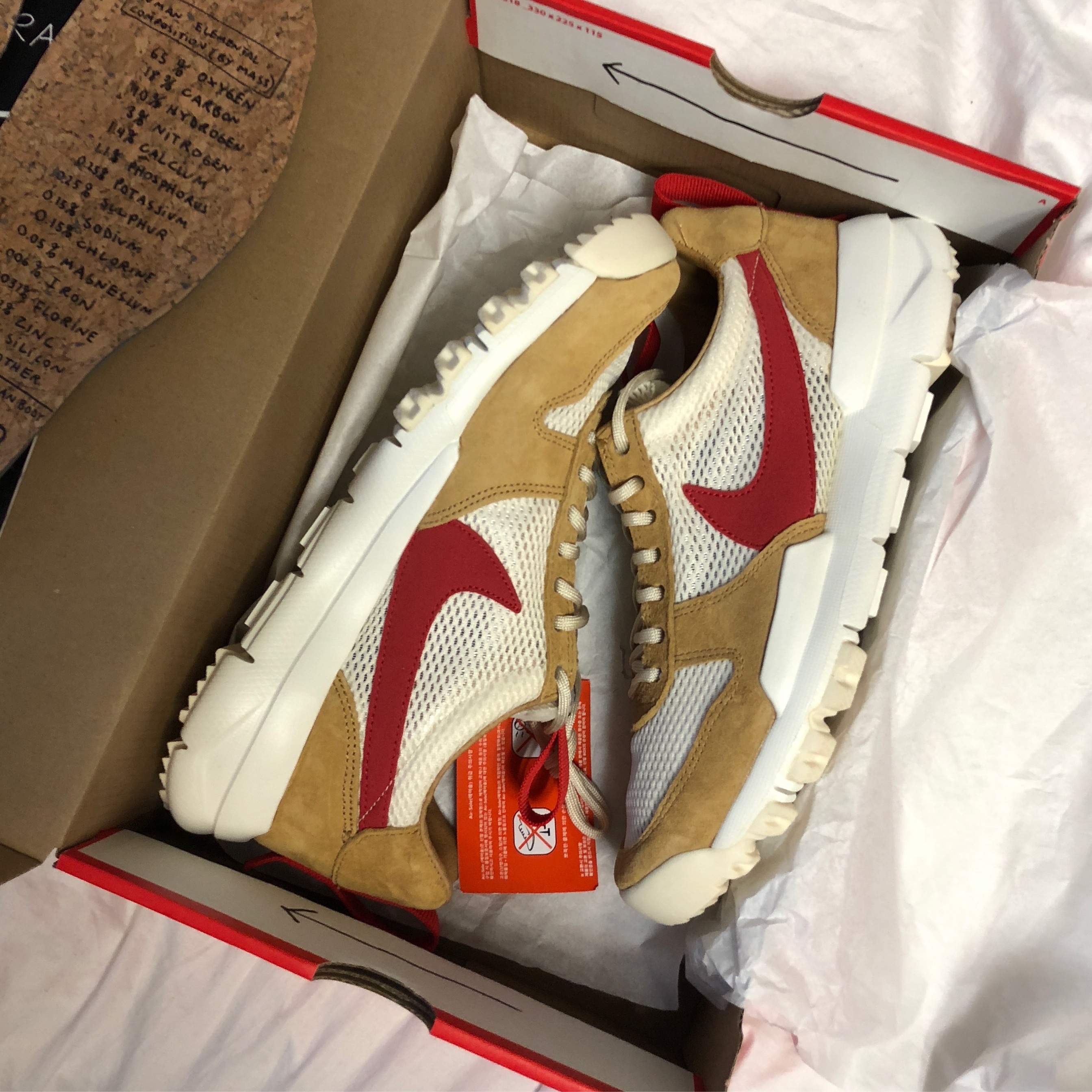 Nike x Tom Sachs Mars Yard Shoe 2.0 Space Camp 착용 스타일