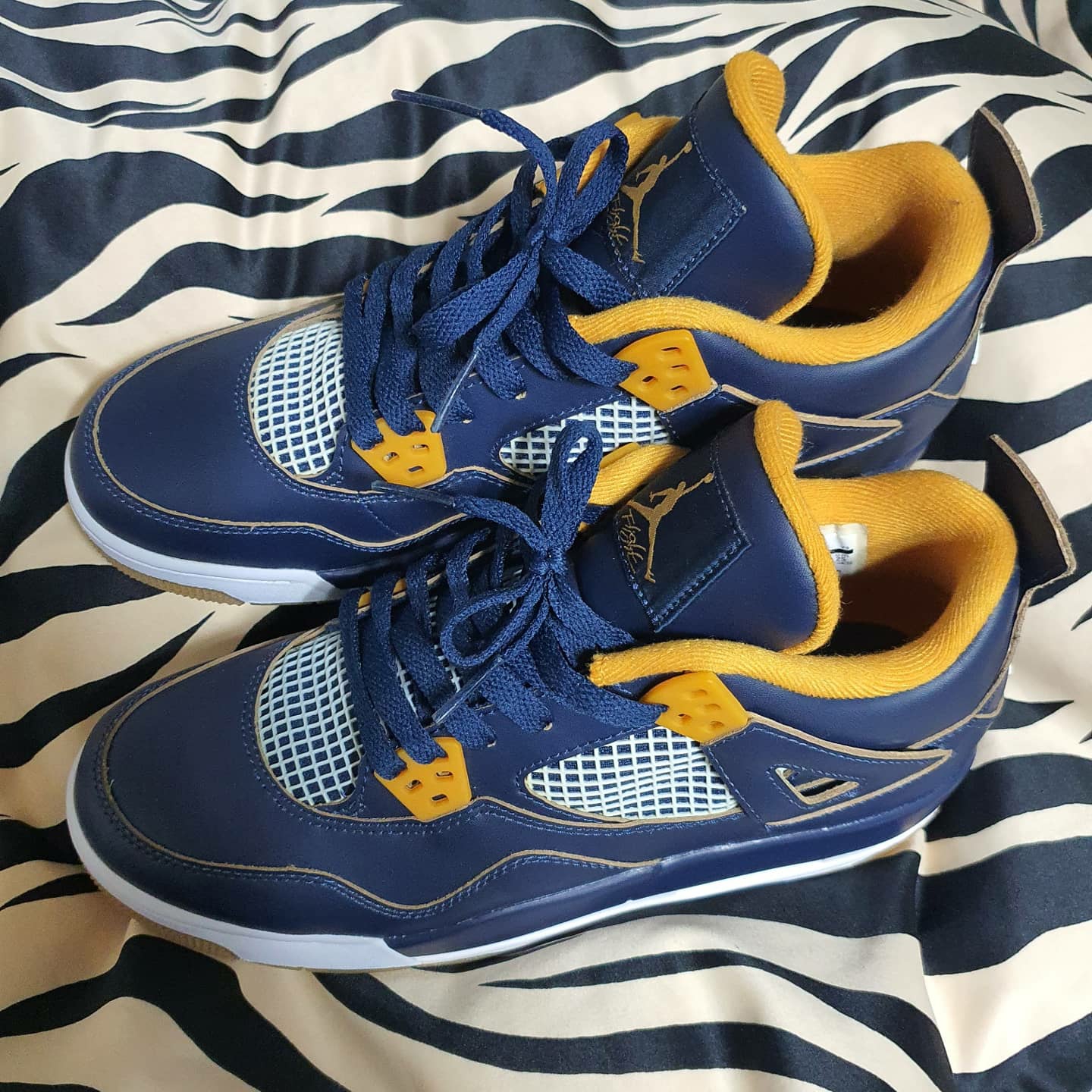Jordan 4 Retro Dunk From Above 착용 스타일