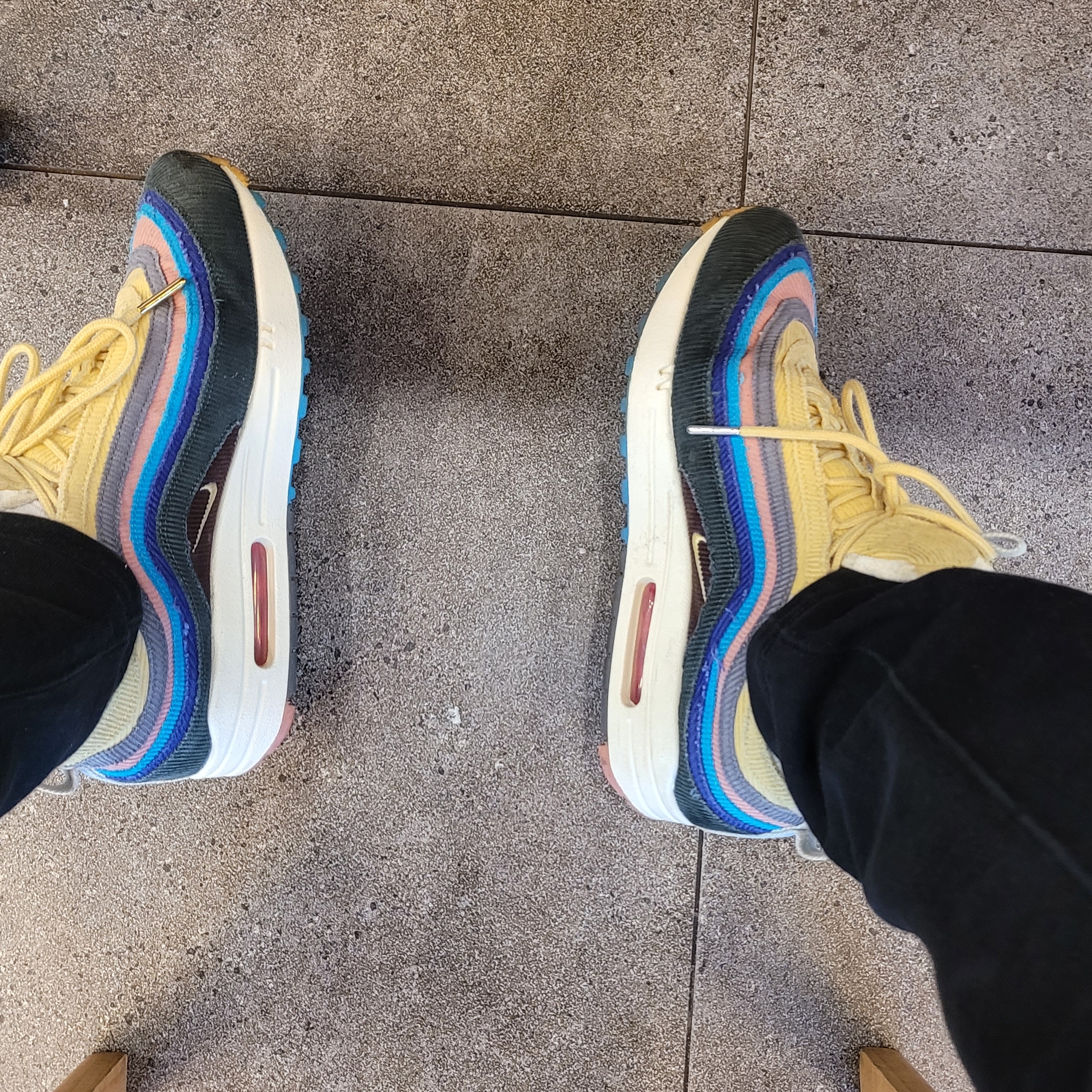 Nike x Sean Wotherspoon Air Max 1/97 착용 스타일 - 2