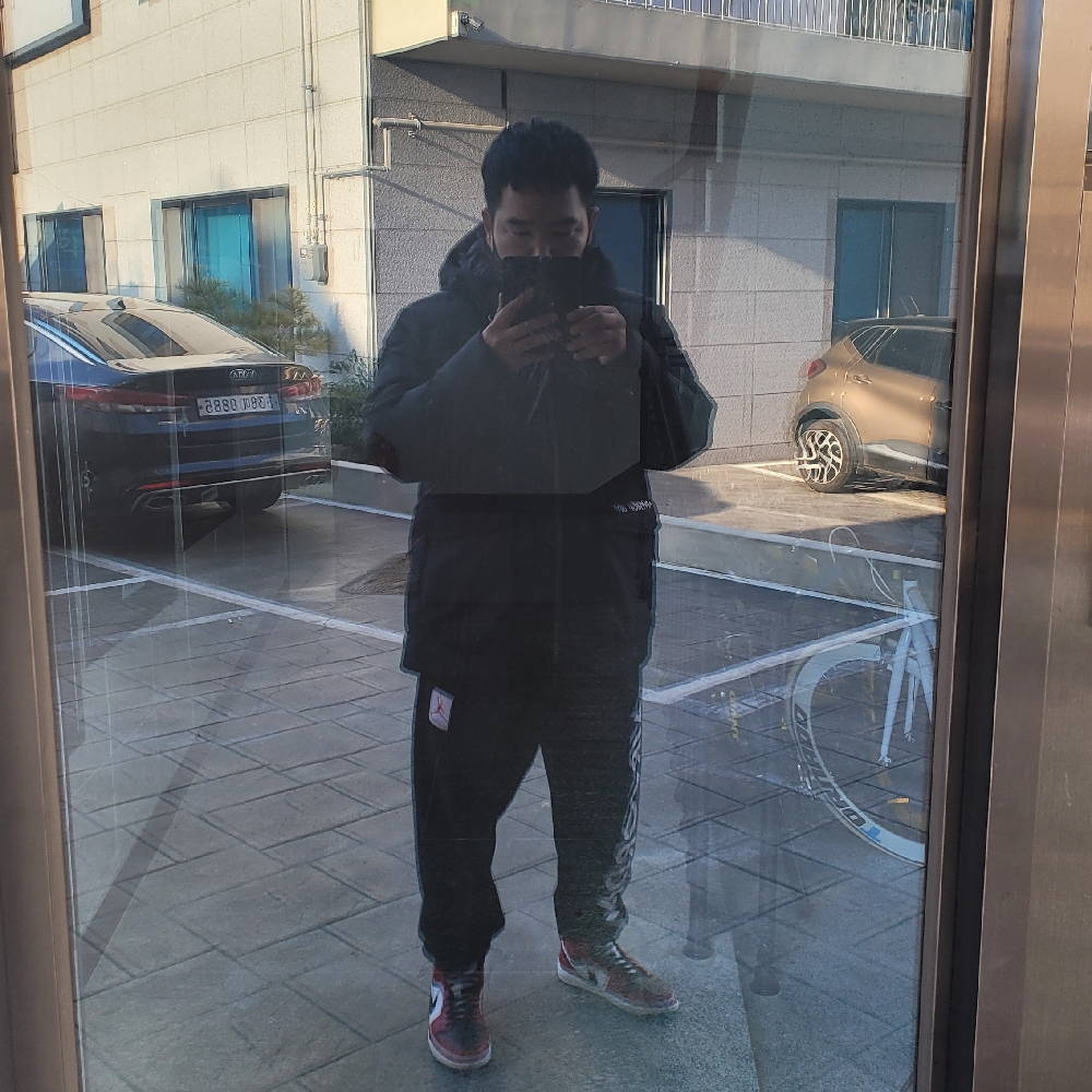 KREAM 프로필 이미지