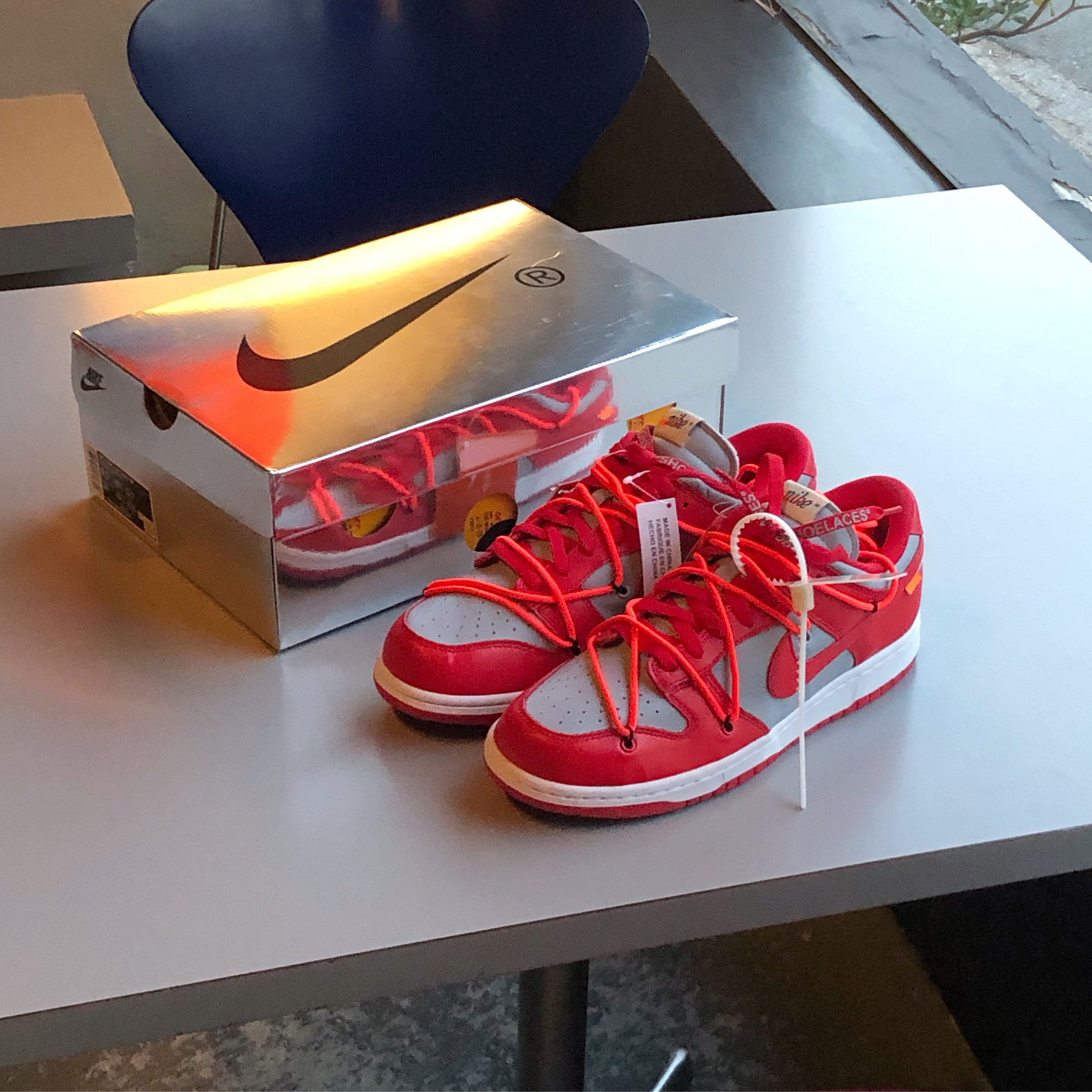 Nike x Off-White Dunk Low University Red 착용 스타일