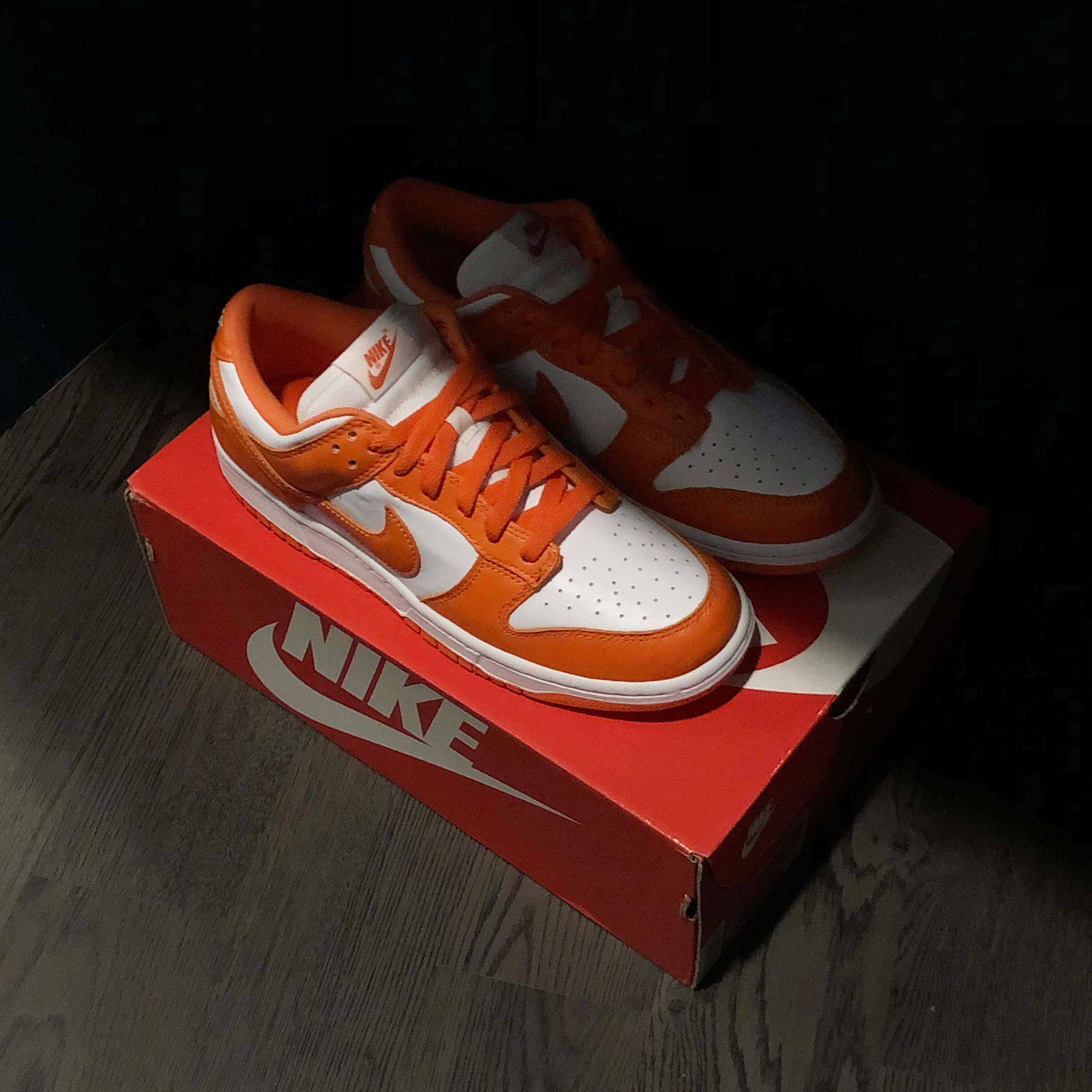 Nike Dunk Low SP Syracuse 2020 착용 스타일