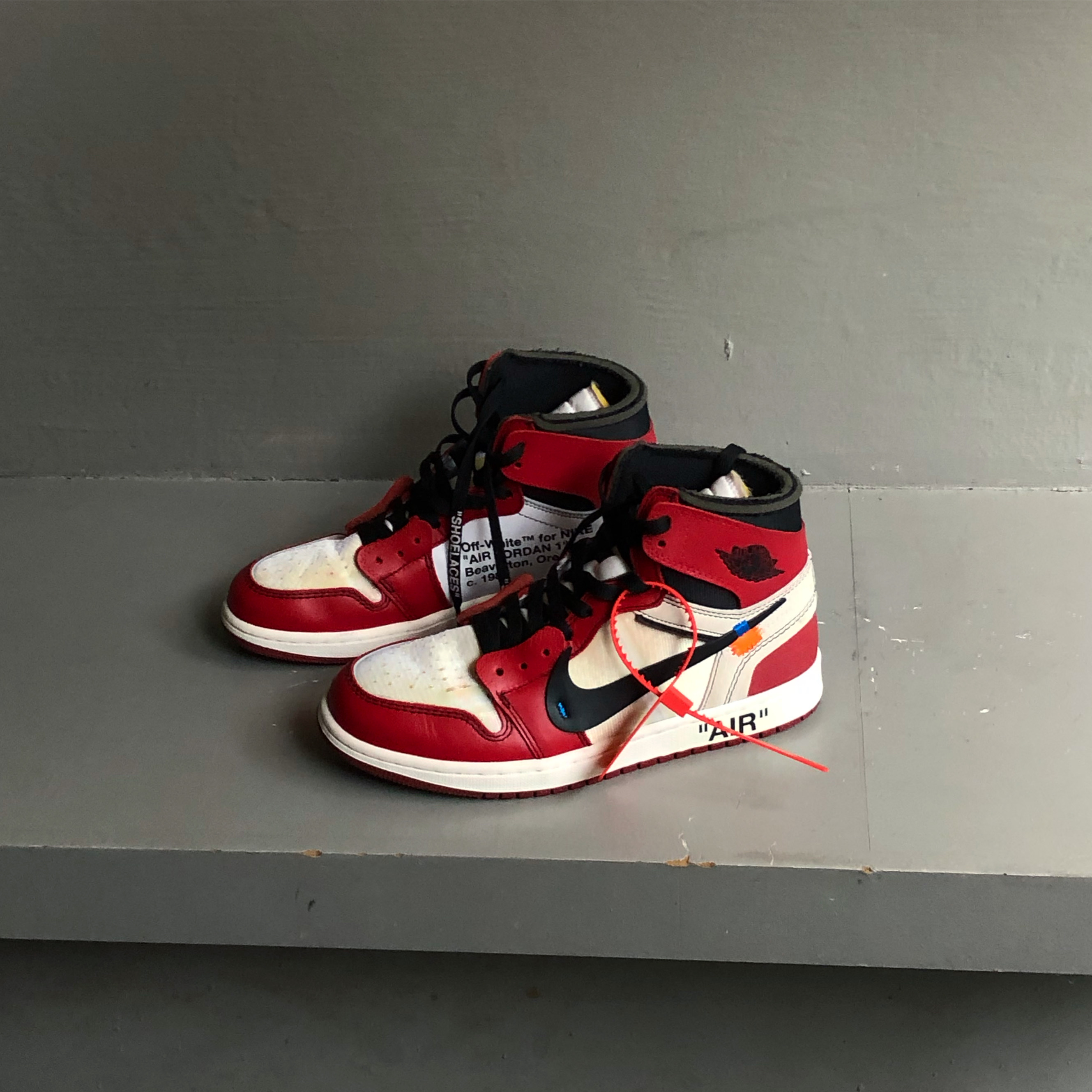 Jordan 1 x Off-White Retro High Chicago The Ten 착용 스타일