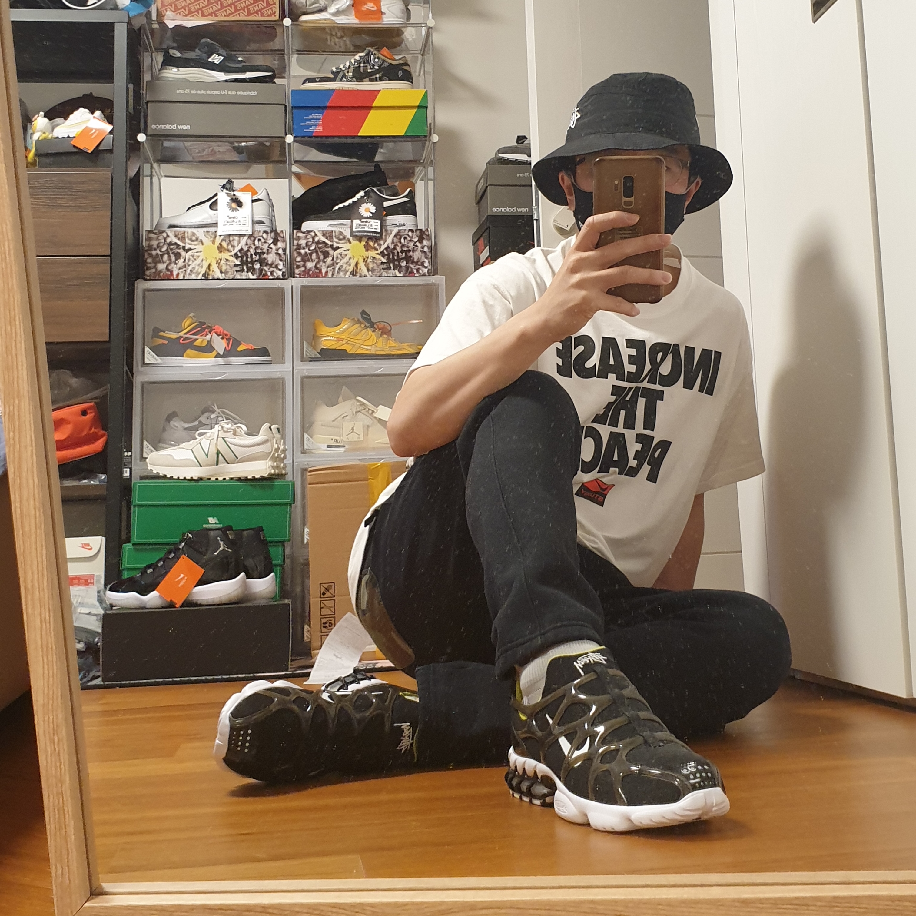 Nike x Stussy Air Zoom Spiridon Kukini Black, Nike x Travis Scott NRG AG Utility Sweatpants Black 착용 스타일