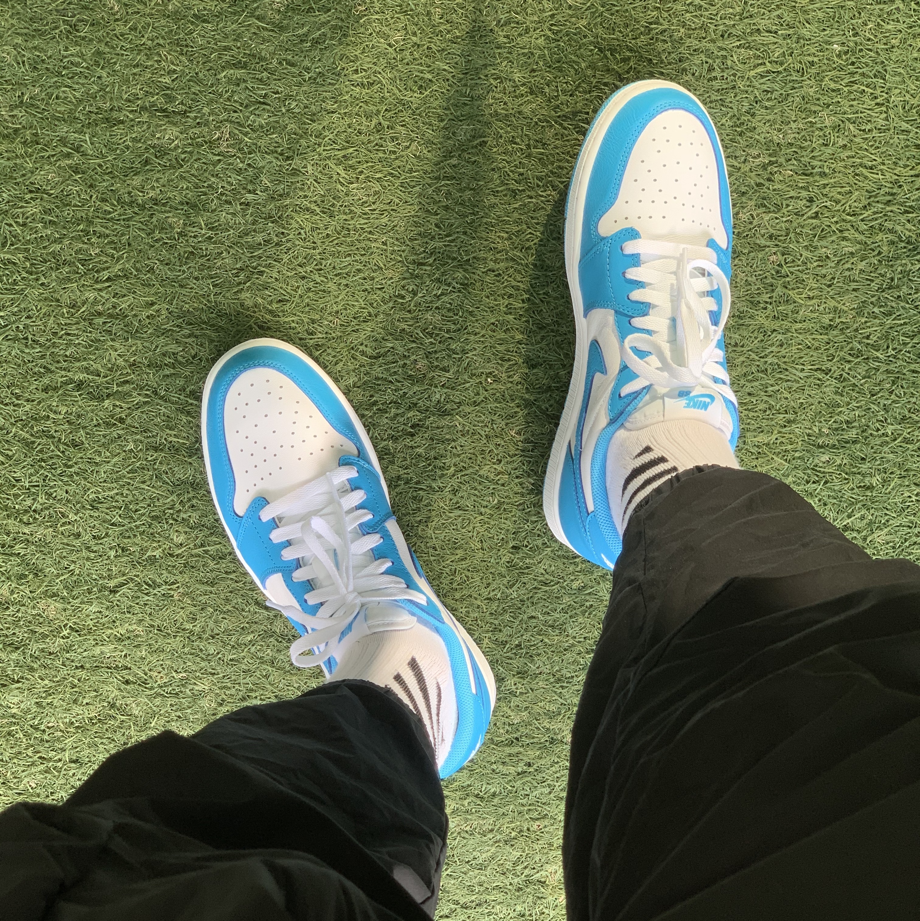Jordan 1 Low SB UNC 착용 스타일 - 1