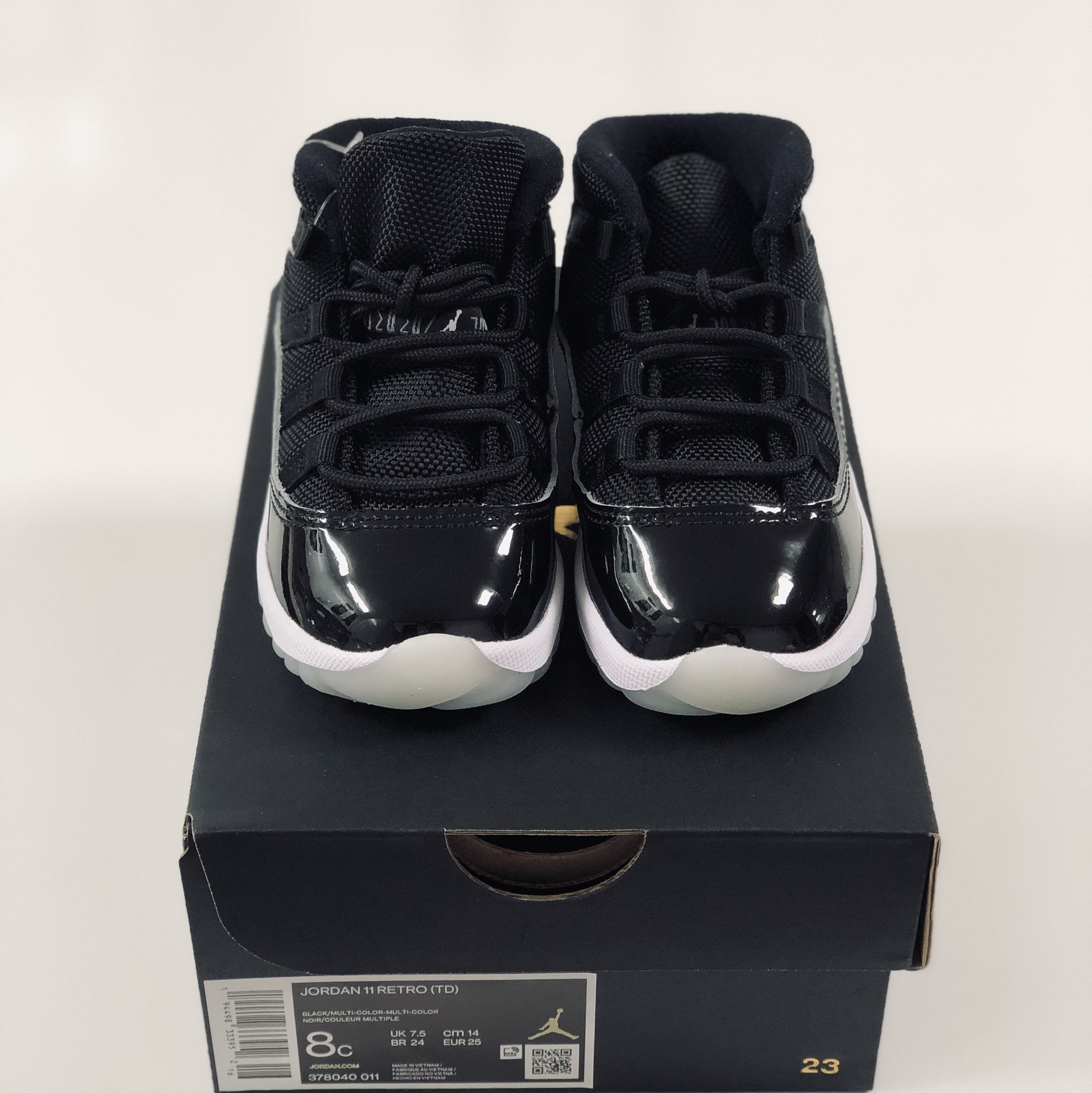 (TD) Jordan 11 Retro Jubilee 착용 스타일 - 3