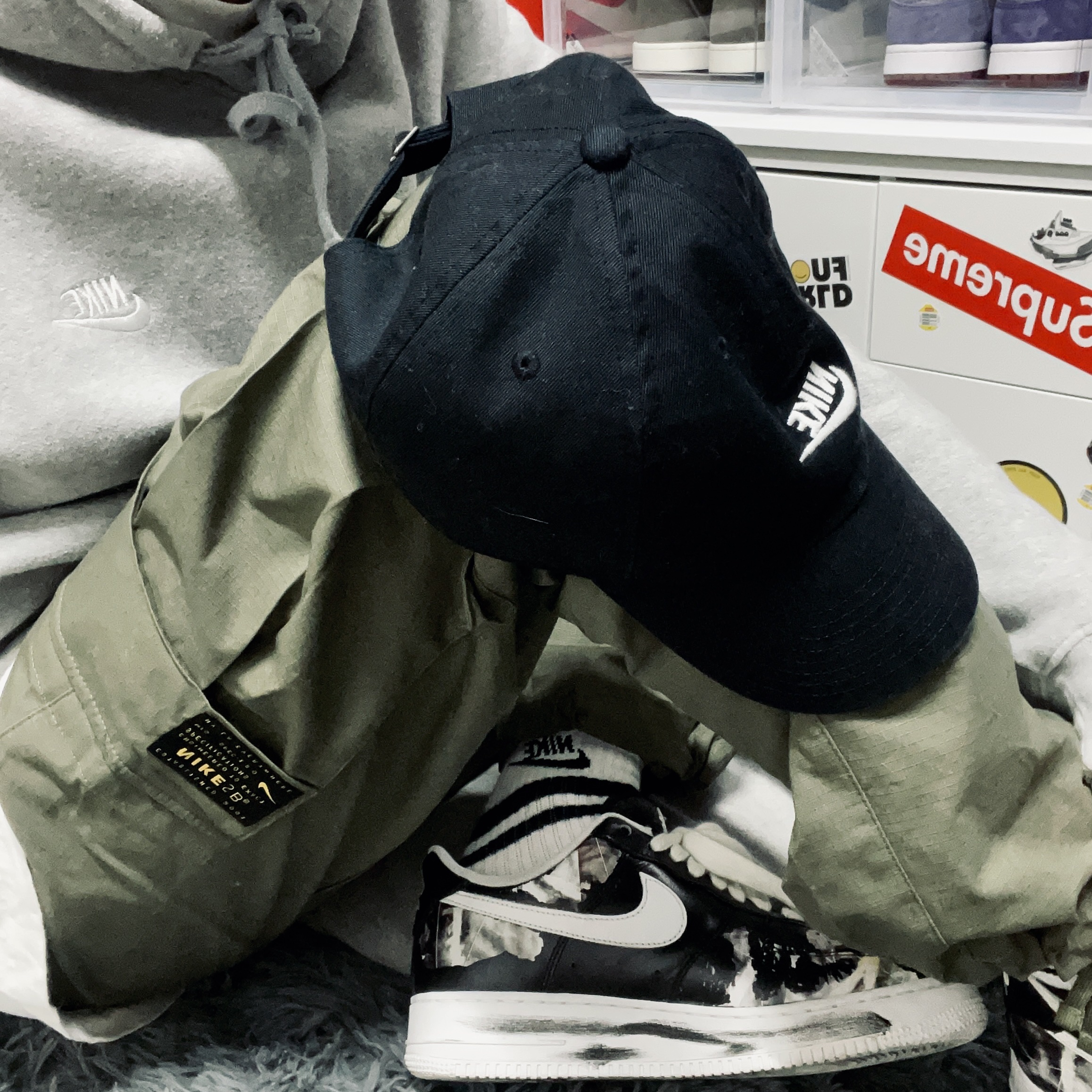 Nike x Peaceminusone Air Force 1 Low Para-Noise 착용 스타일