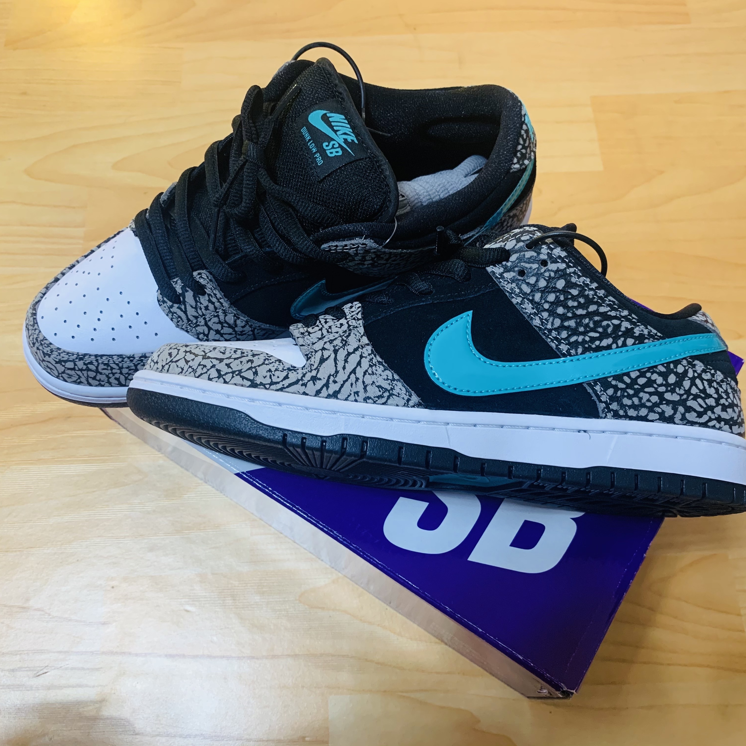 Nike SB Dunk Low Pro Clear Jade 착용 스타일 - 1