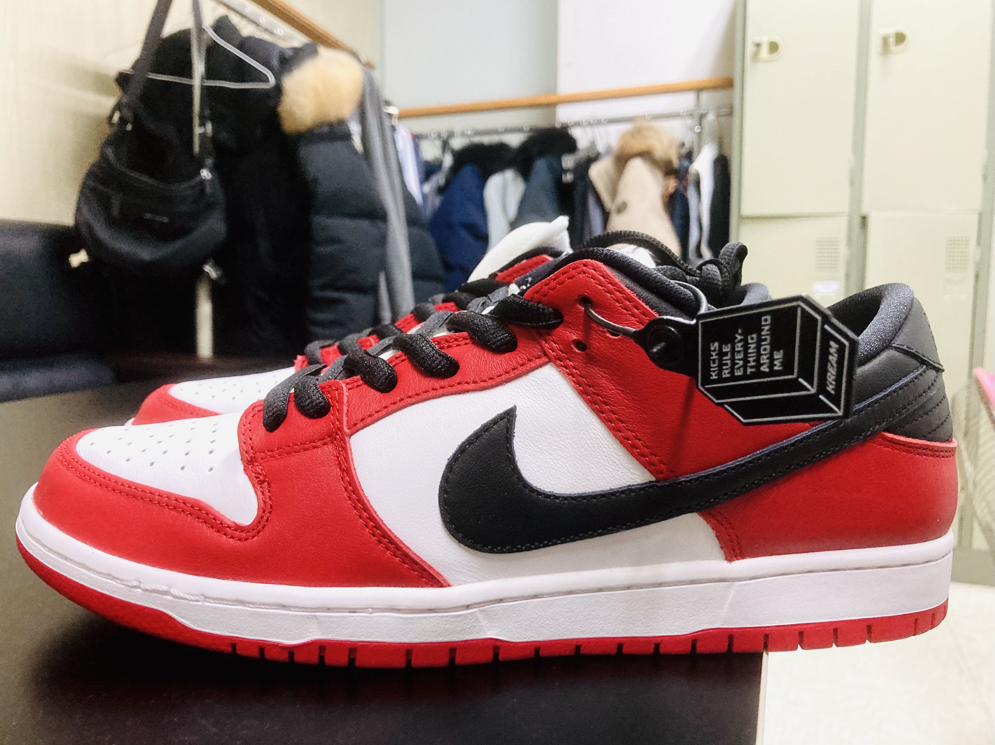 Nike SB Dunk Low Pro Chicago 착용 스타일 - 1