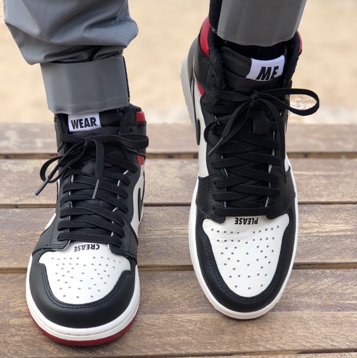 Jordan 1 Retro High Not for Resale Varsity Red 착용 스타일 - 3