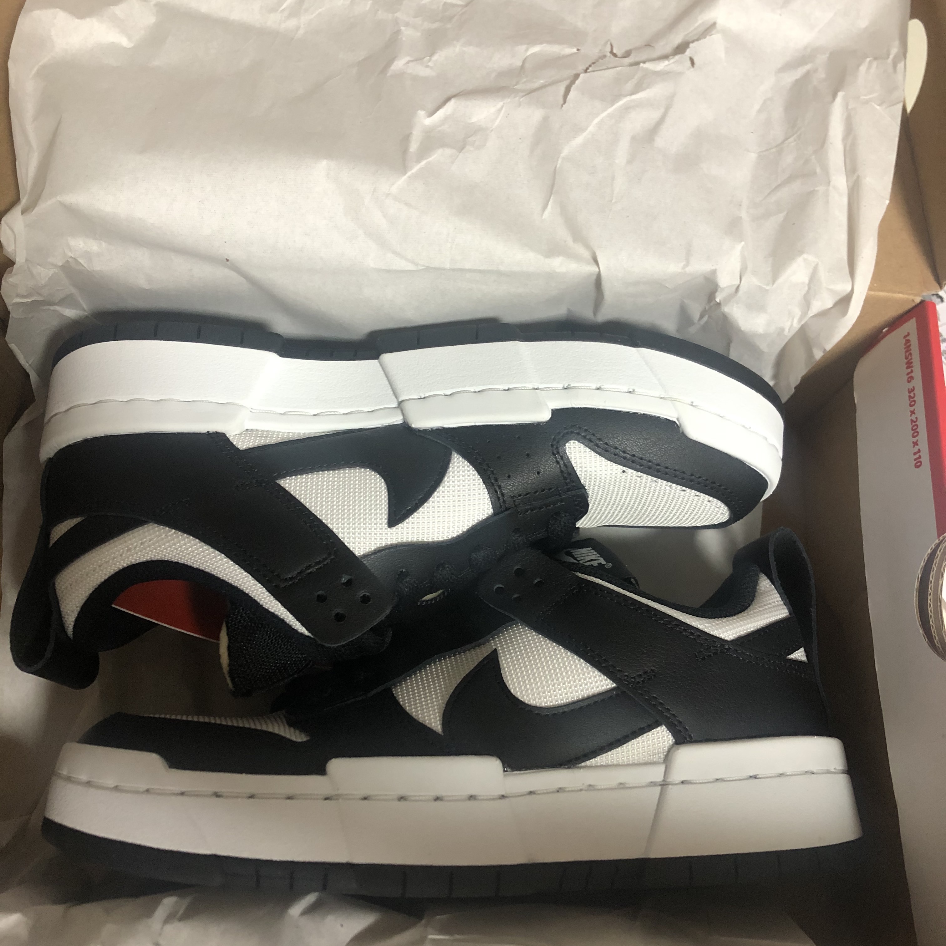 (W) Nike Dunk Low Disrupt Black White 착용 스타일