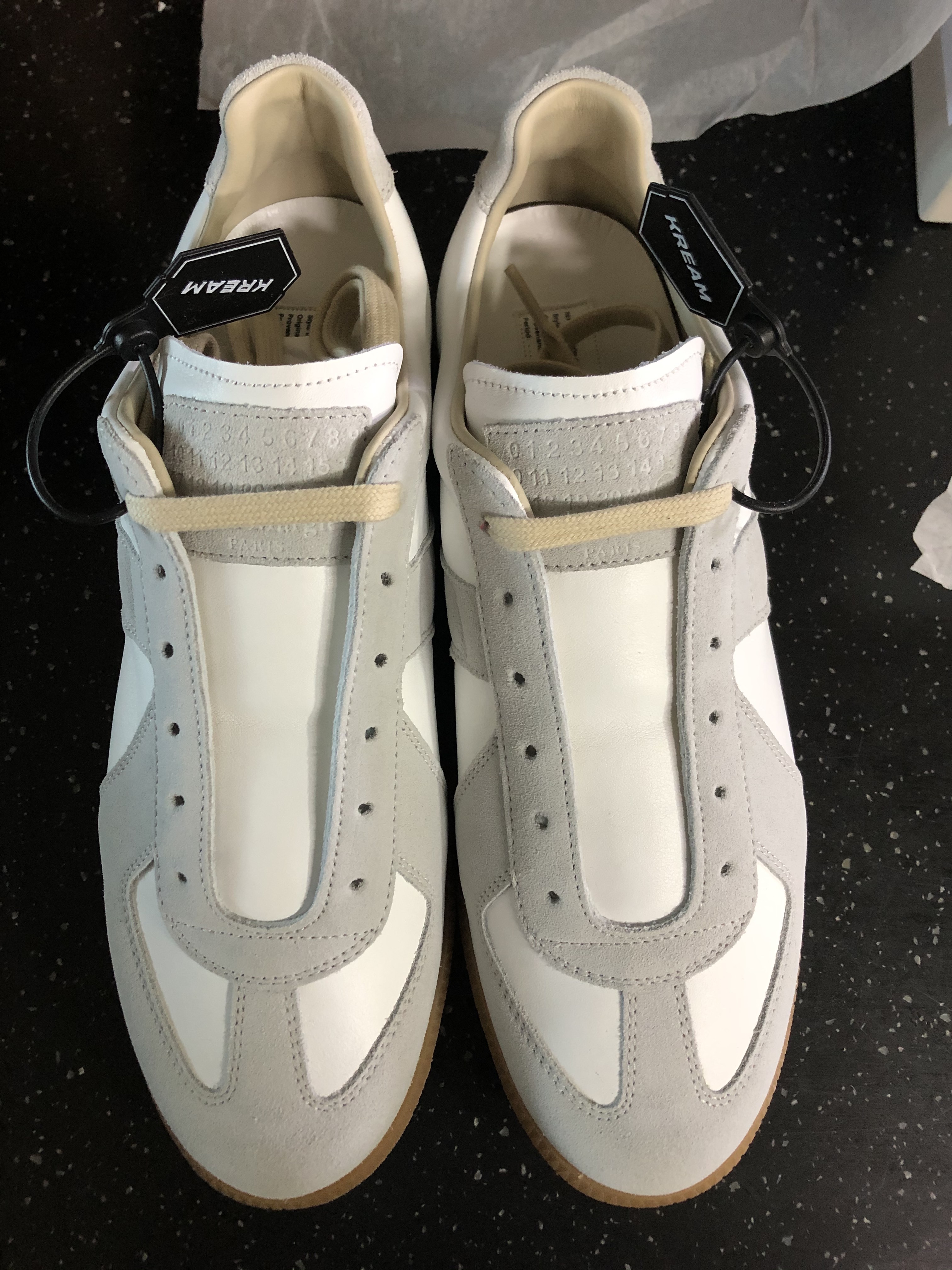 Maison Margiela Calfskin Replica Sneakers 착용 스타일 - 1