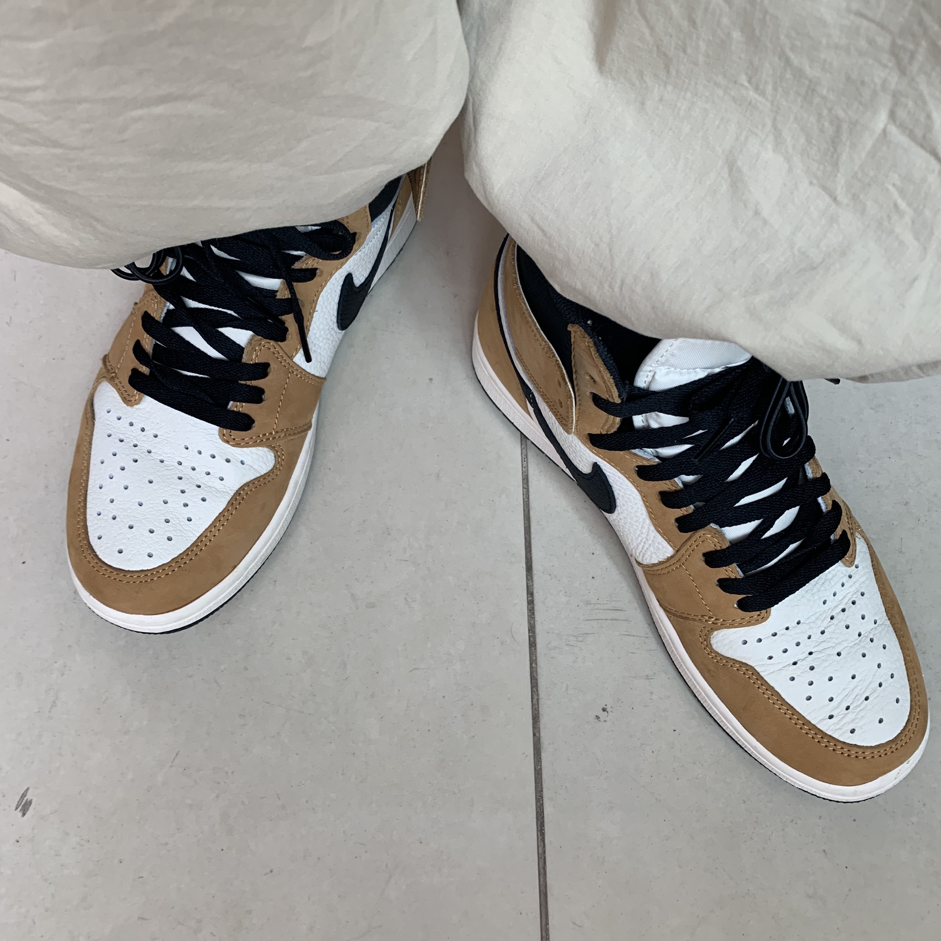 Jordan 1 Retro High Rookie of the Year 착용 스타일