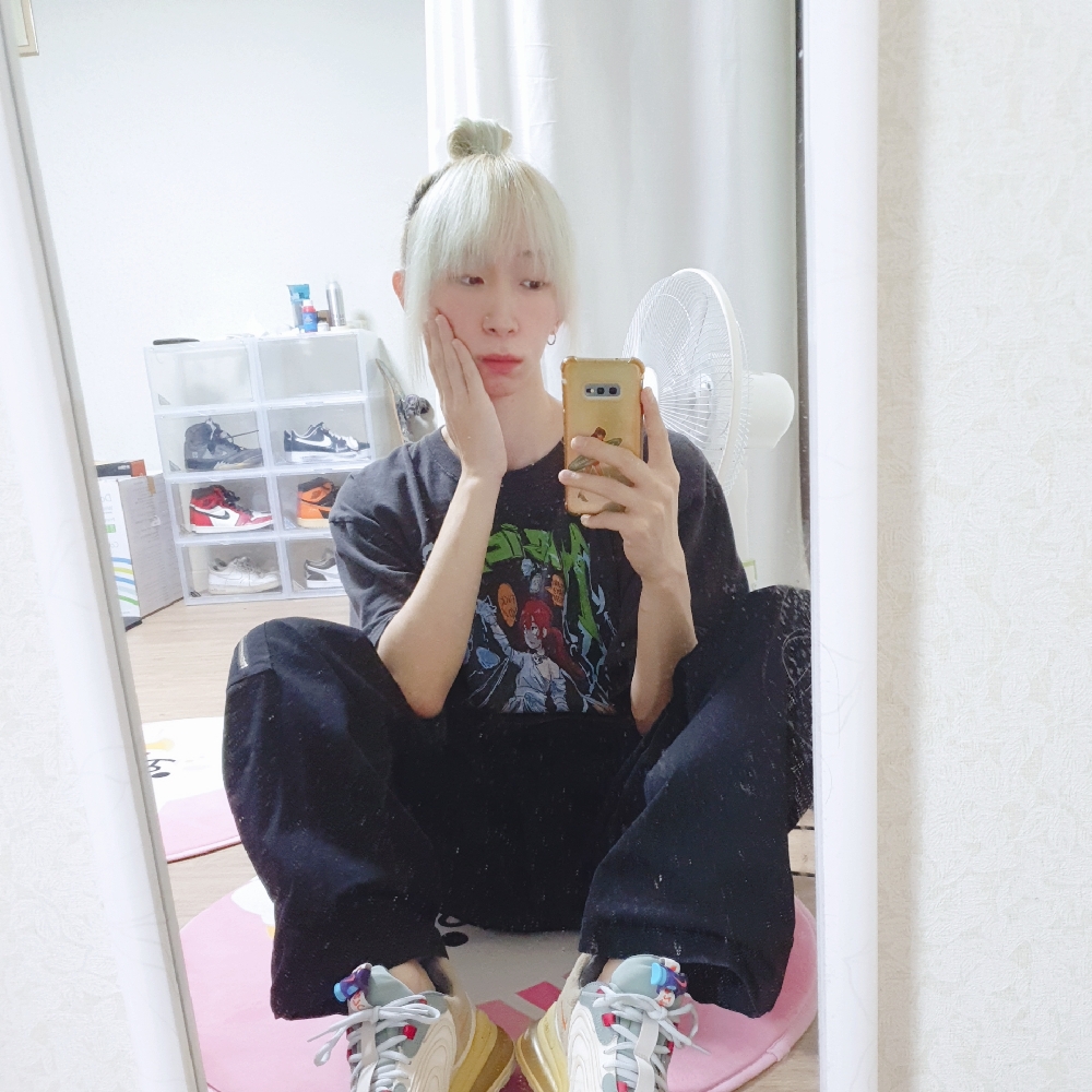KREAM 프로필 이미지