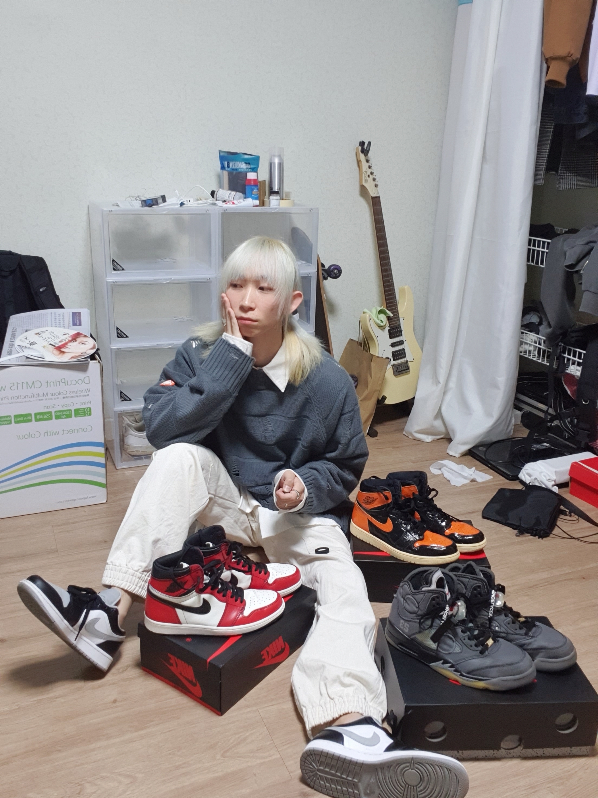 Jordan 1 Low Black Light Smoke Grey, Jordan 1 Retro High OG Defiant SB LA to Chicago 착용 스타일 - 2