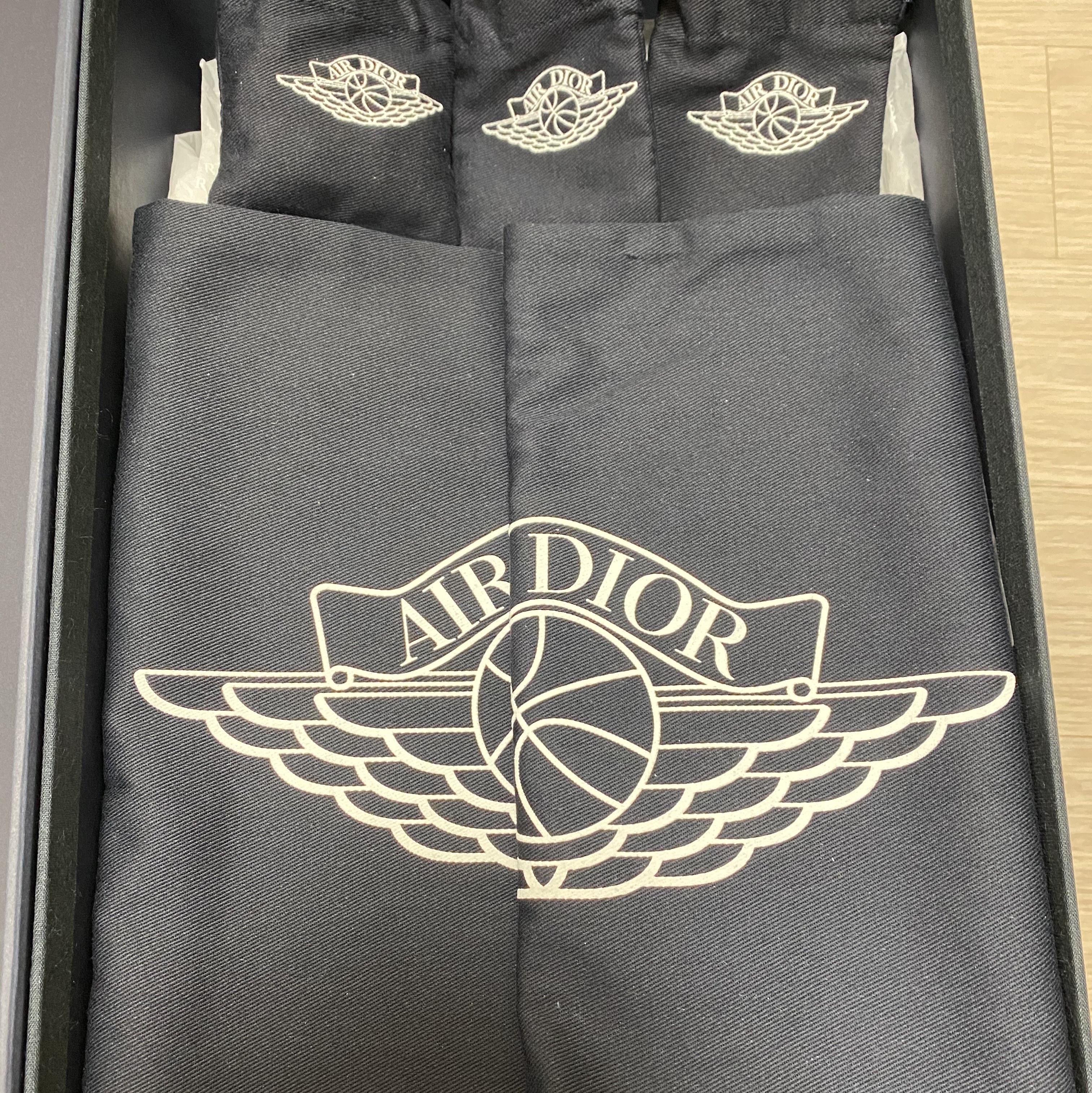 Jordan 1 x Dior Low OG 착용 스타일 - 3