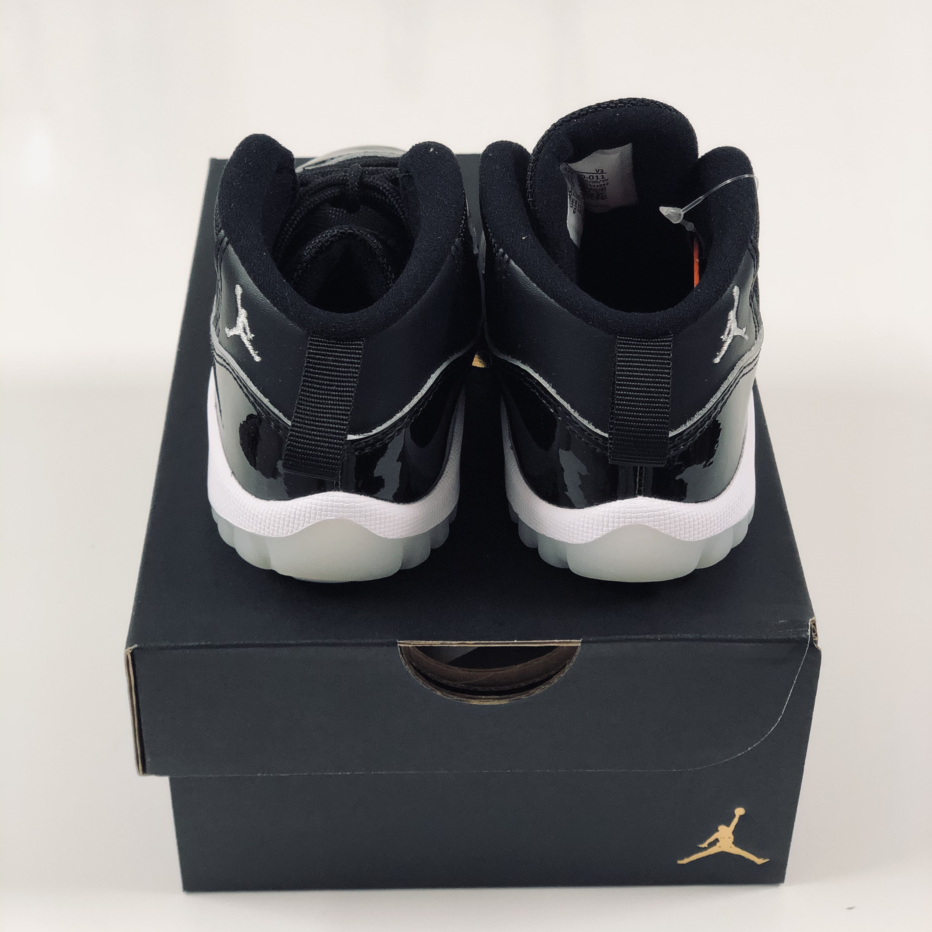 (TD) Jordan 11 Retro Jubilee 착용 스타일 - 4