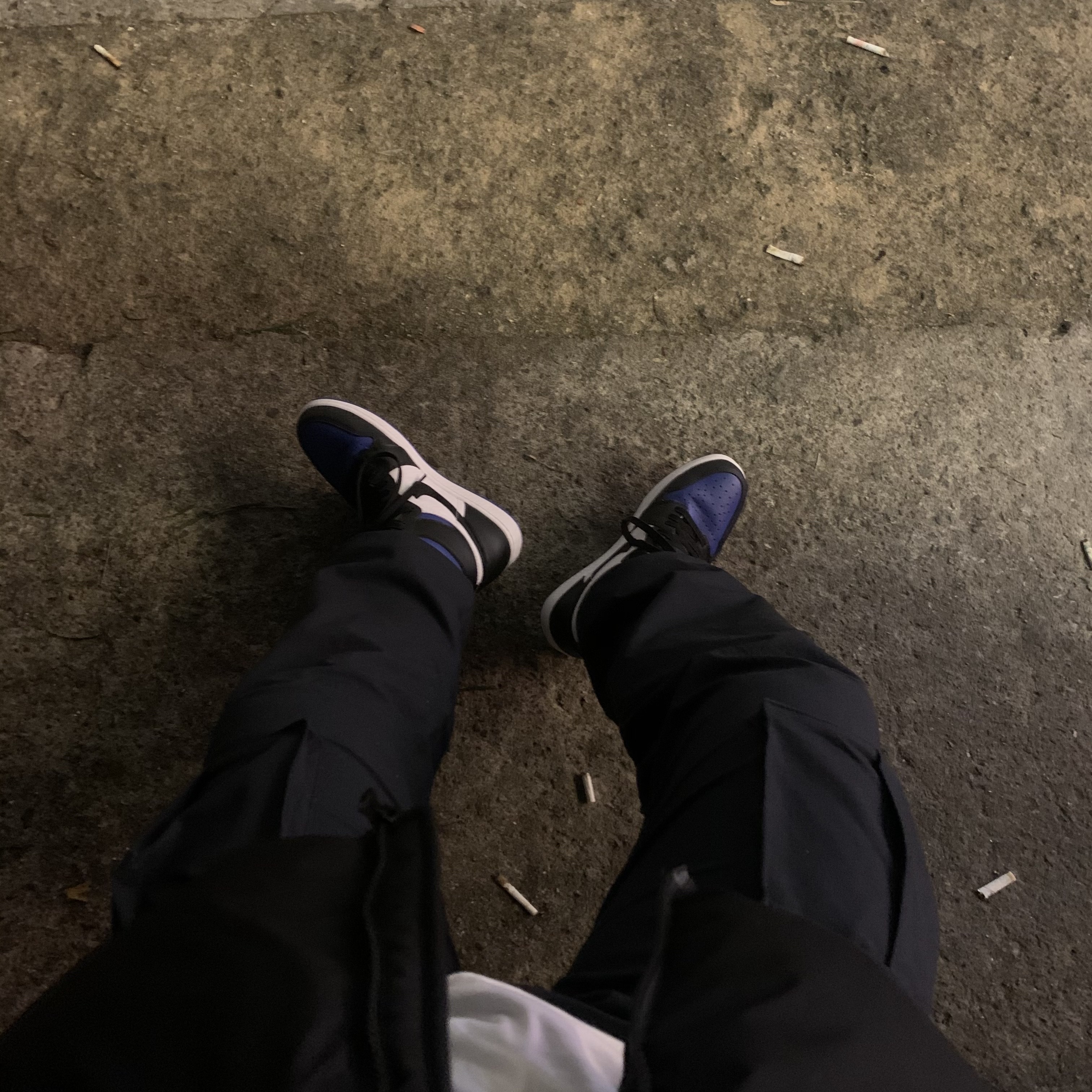 Jordan 1 Retro High OG Royal Toe 착용 스타일 - 3